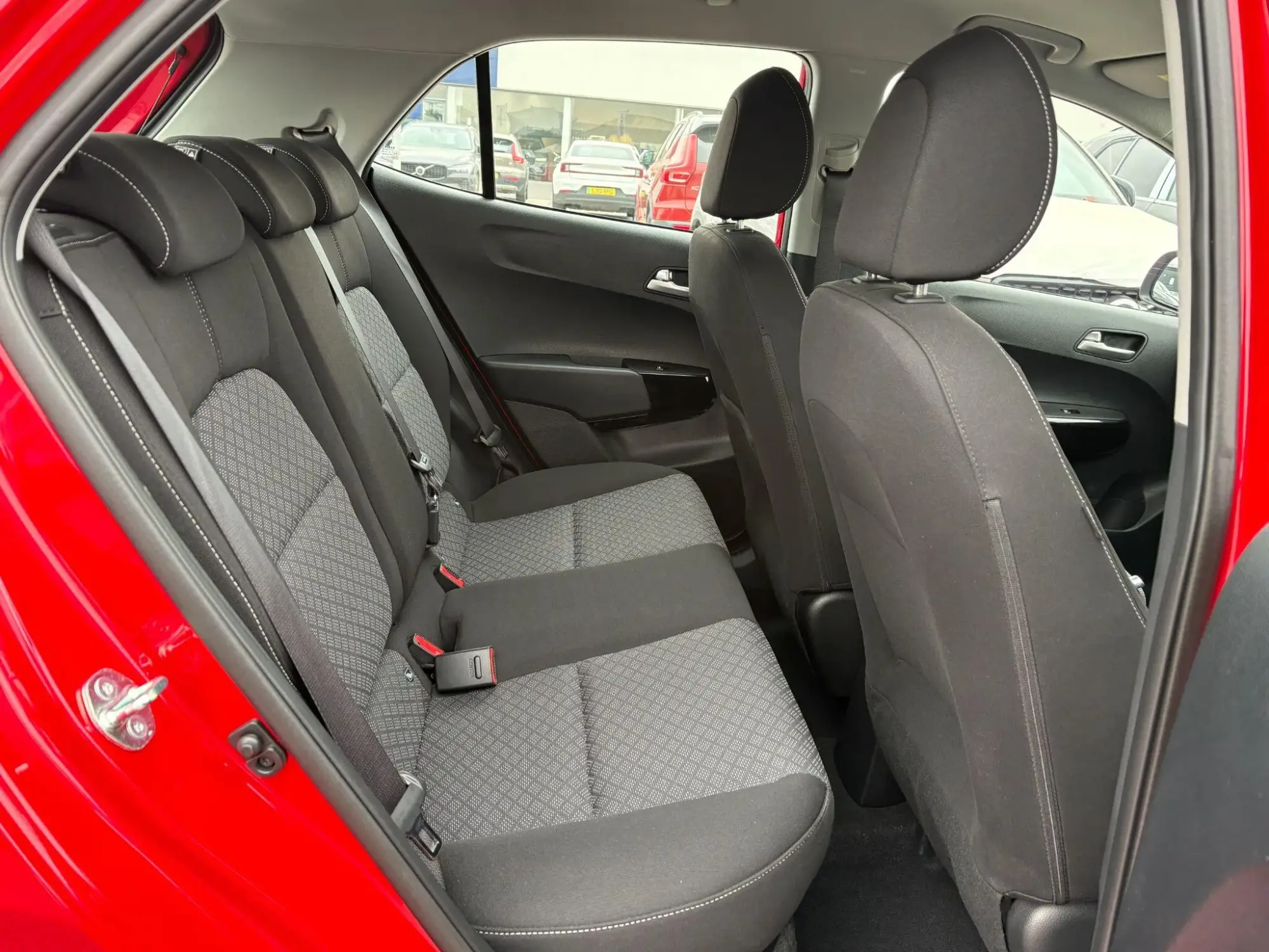 Kia Picanto Image 12