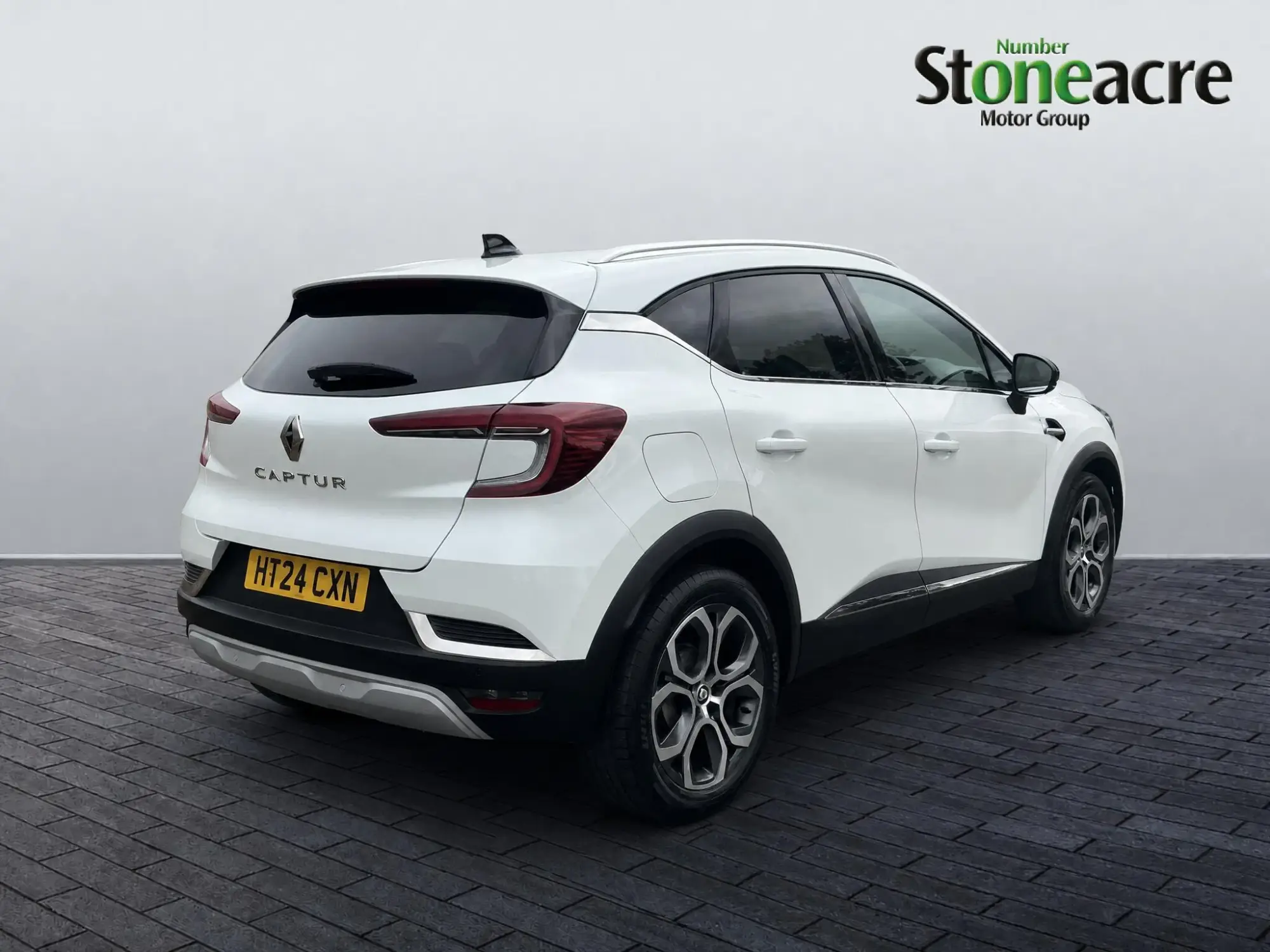 Renault Captur Image 2