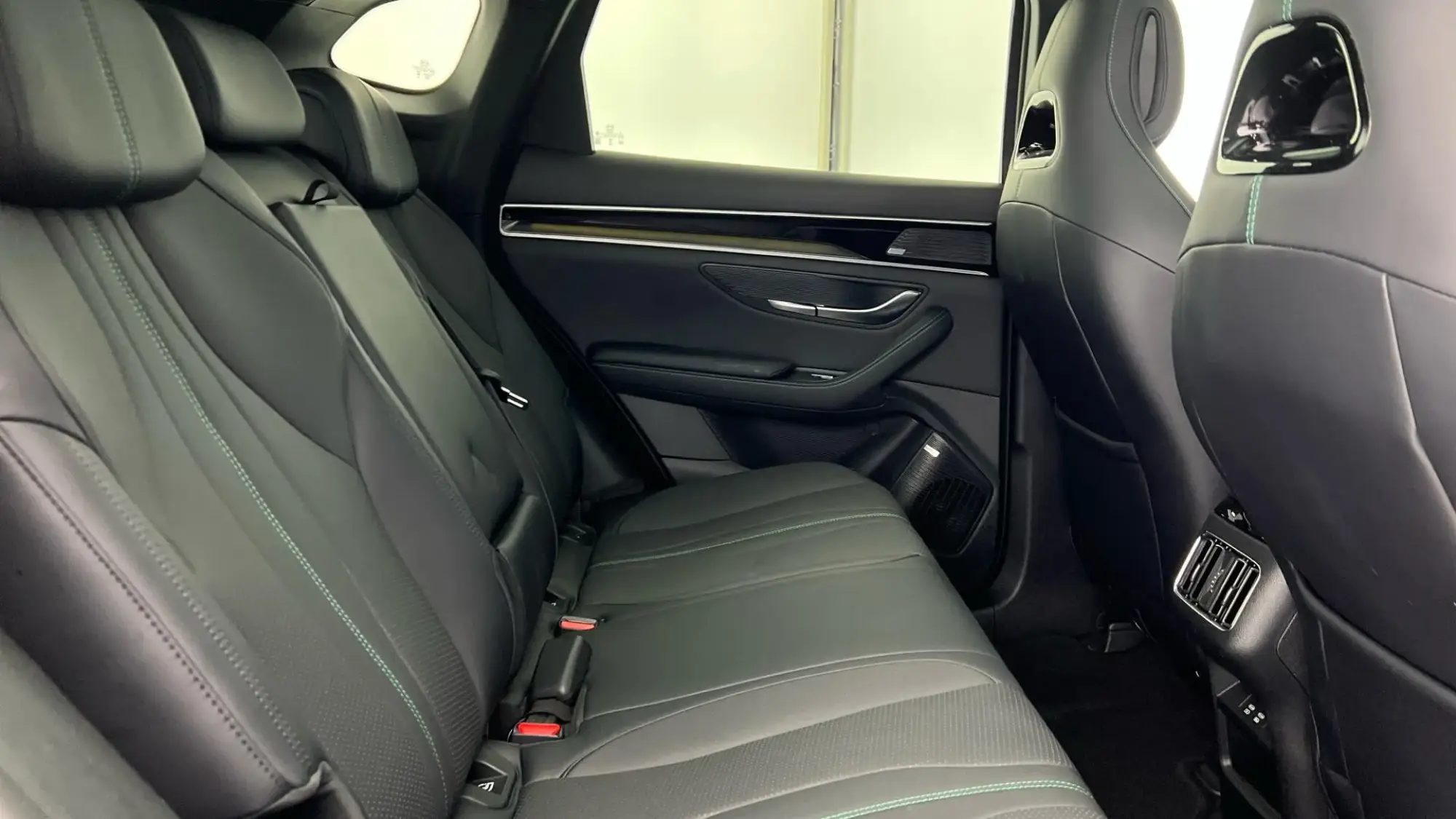 BYD Seal U Image 11