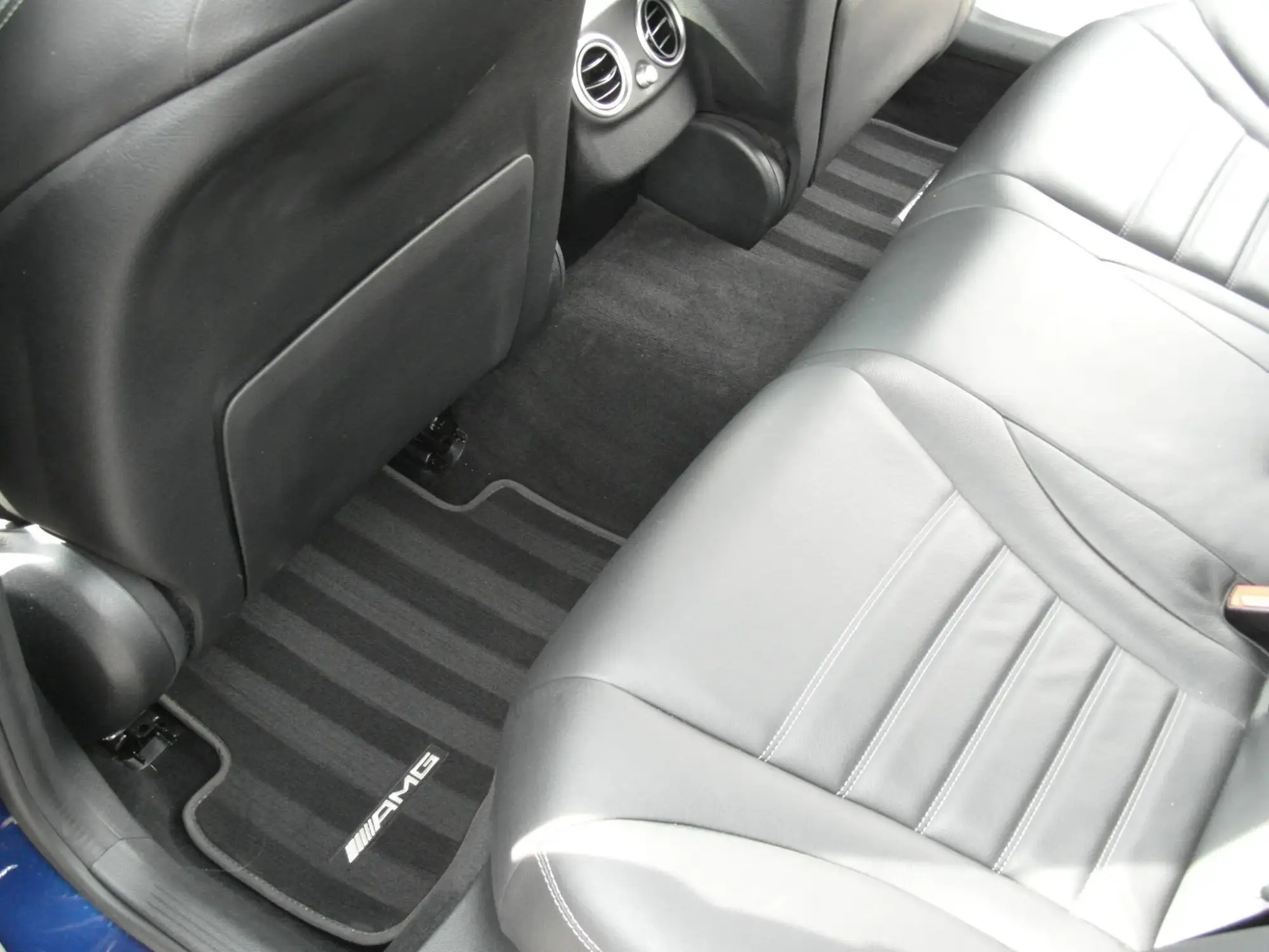 Mercedes-Benz C-Class Image 9 Mercedes-Benz C-Class Image 9