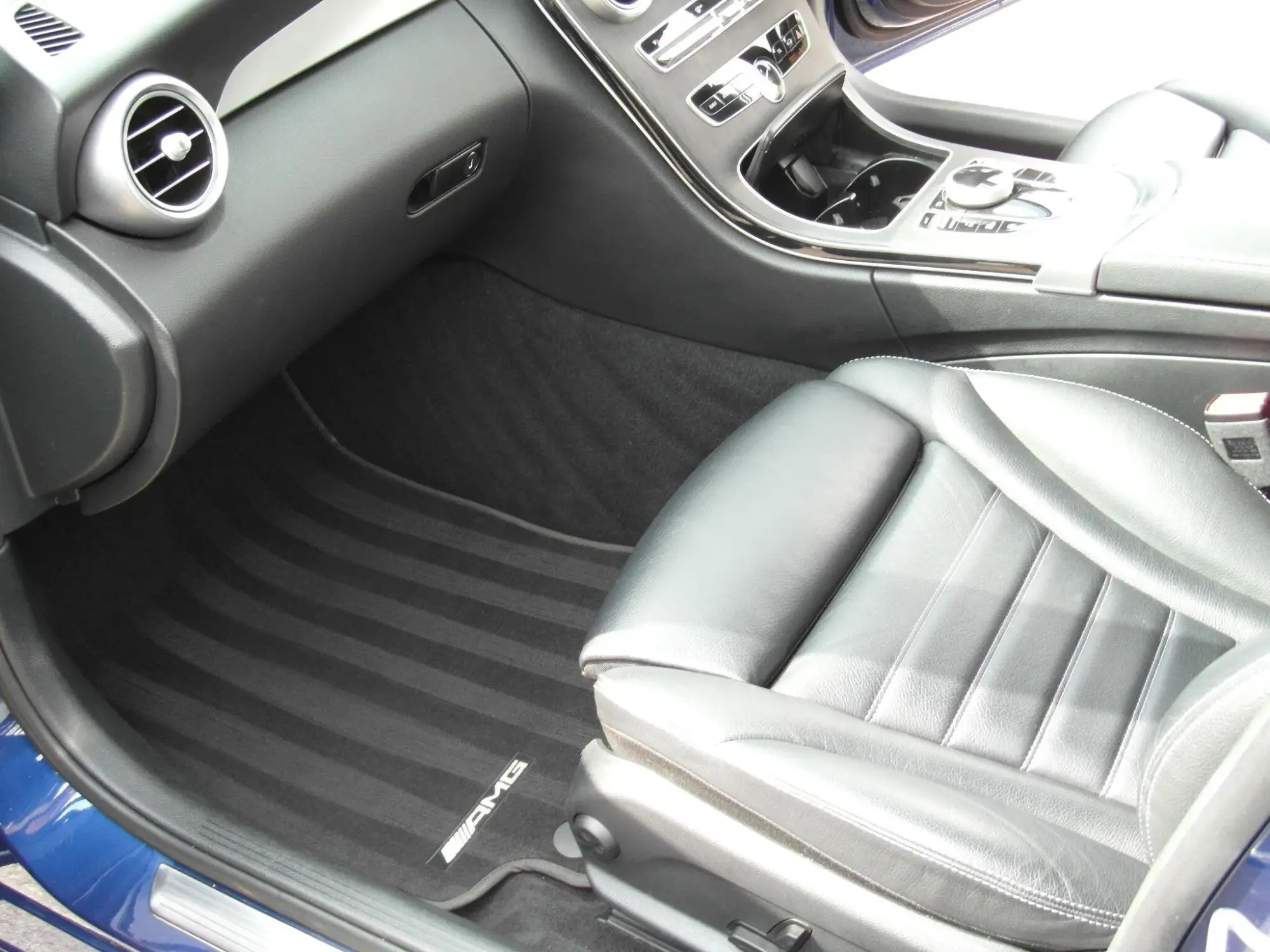 Mercedes-Benz C-Class Image 26 Mercedes-Benz C-Class Image 26