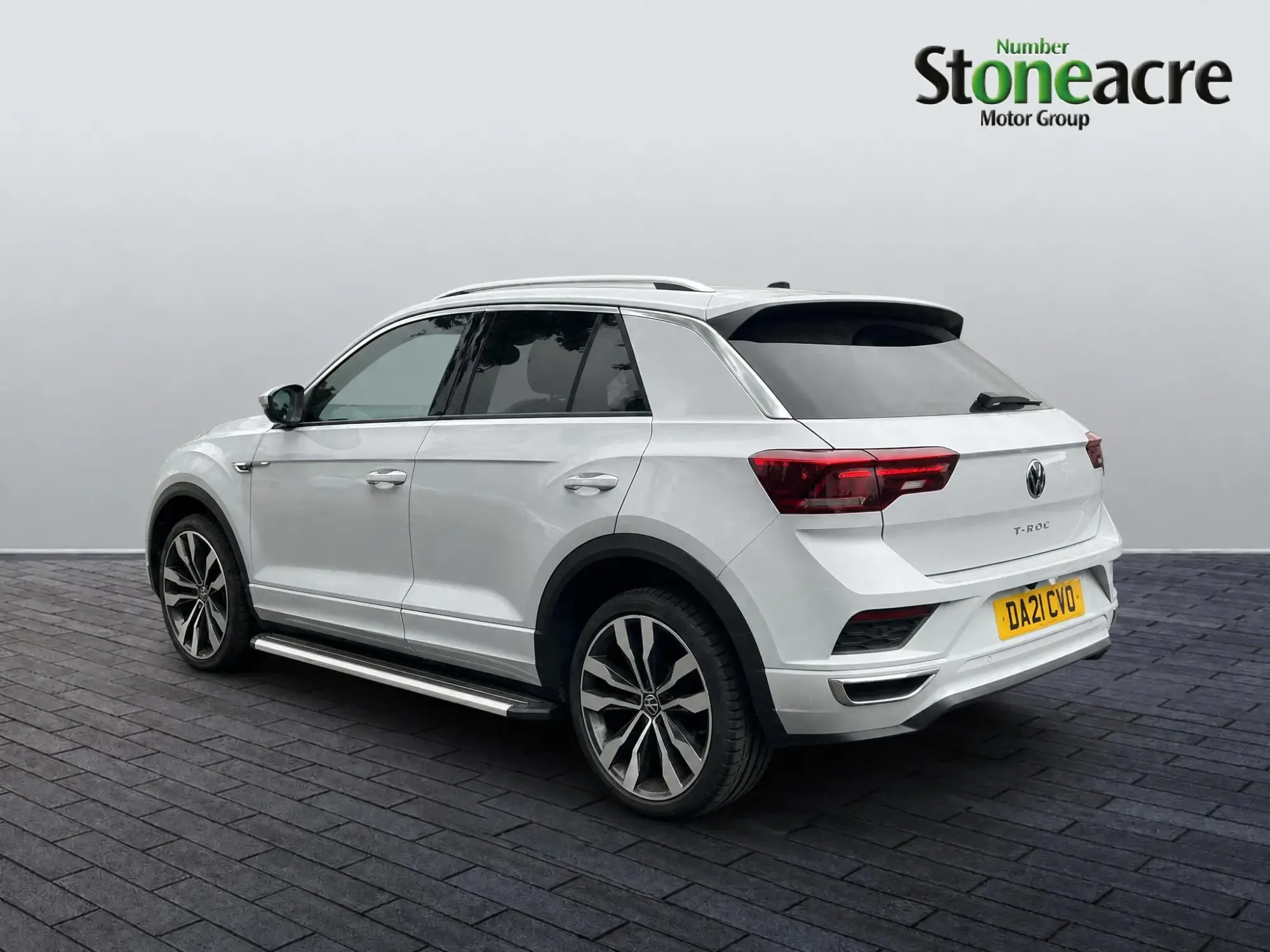 Volkswagen T-Roc 2.0 TDI EVO R-Line DSG Euro 6 (s/s) 5dr DA21CWD Image 3