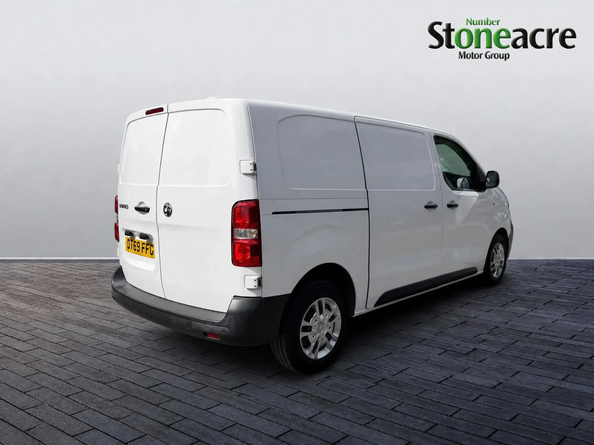 Vauxhall Vivaro 1.5 Turbo D 2900 Dynamic L1 H1 Euro 6 (s/s) 6dr DT69FFG Image 3
