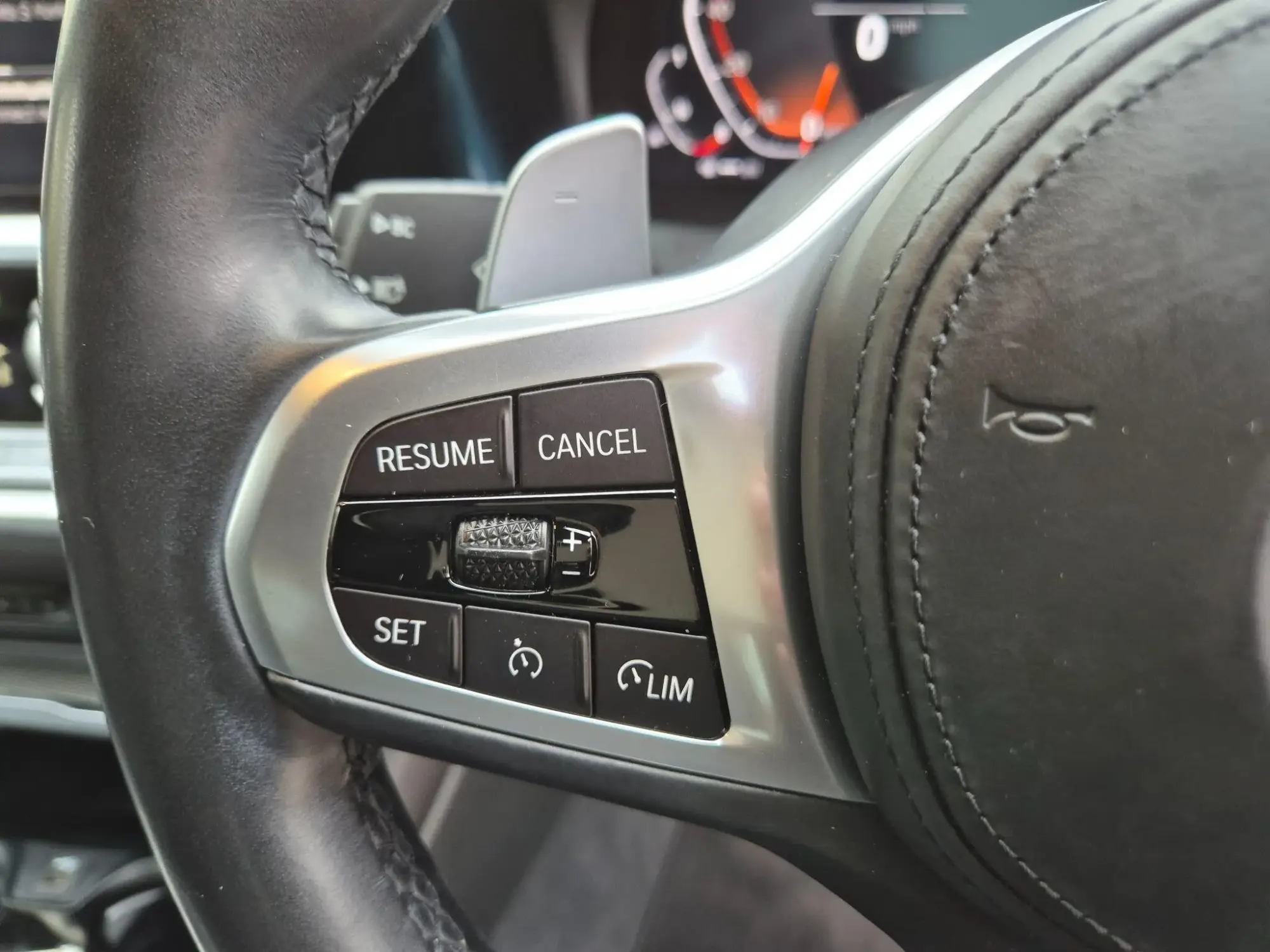 BMW 3 Series Image 15