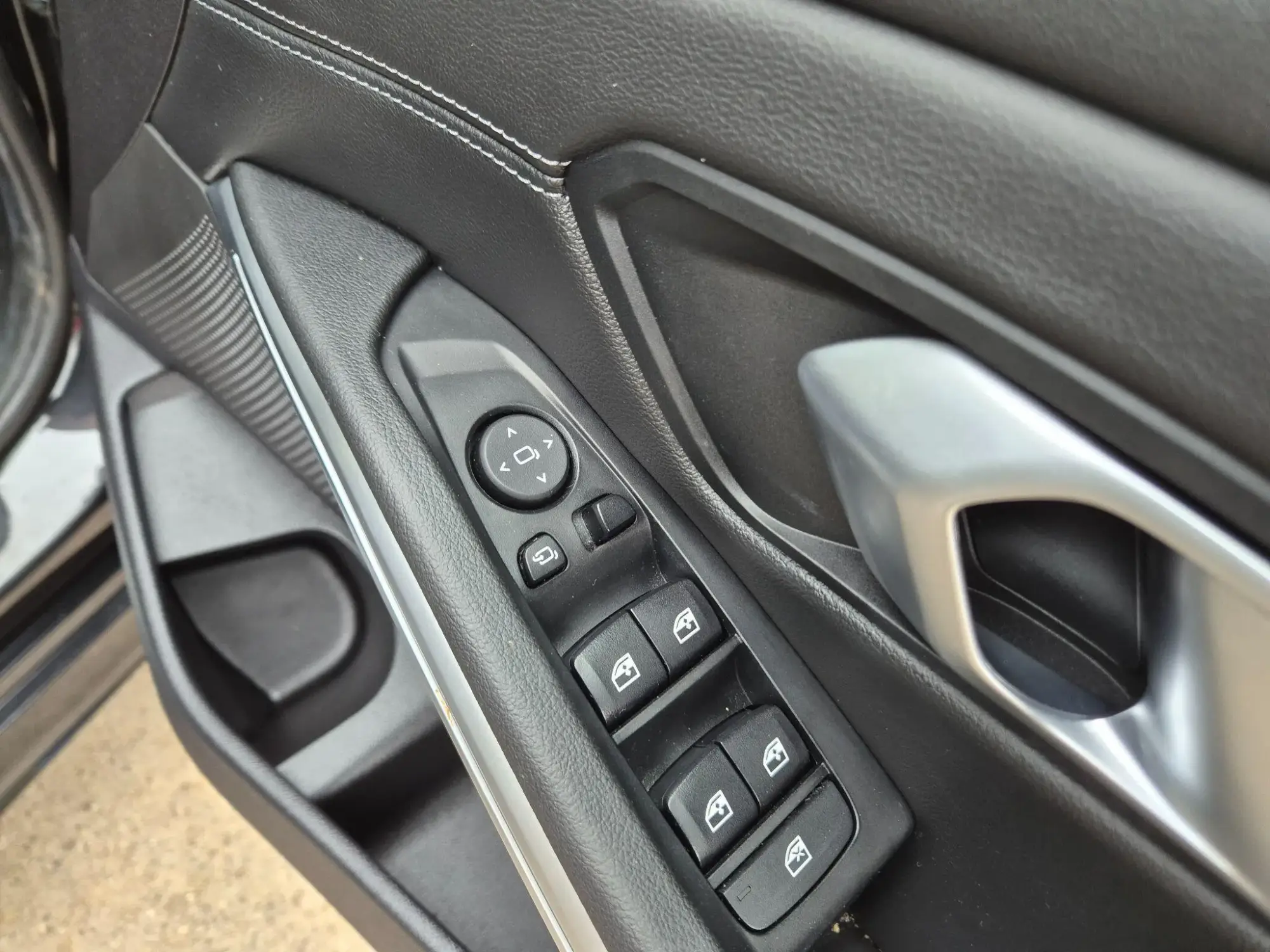 BMW 3 Series Image 17