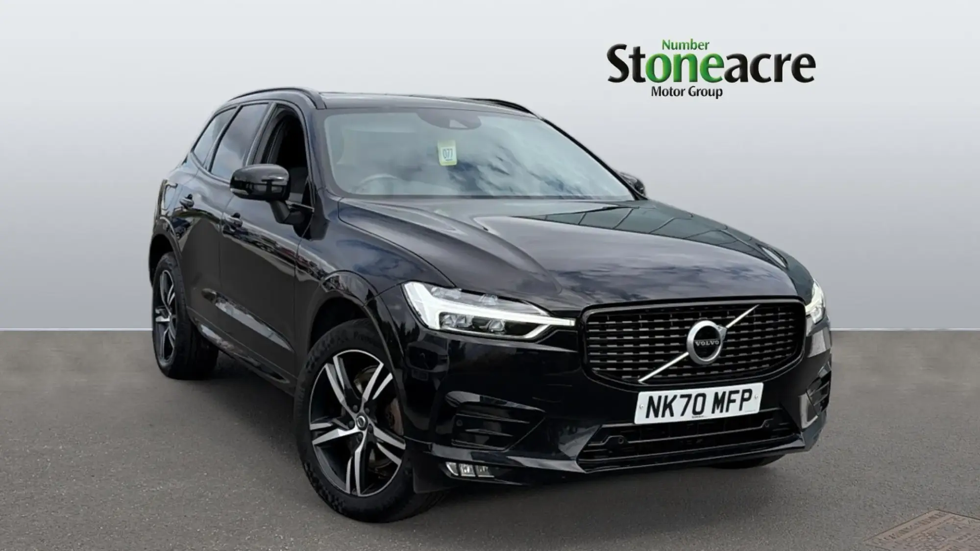 Volvo XC60 R-Design, B4 AWD mild hybrid NK70MFP Image 1