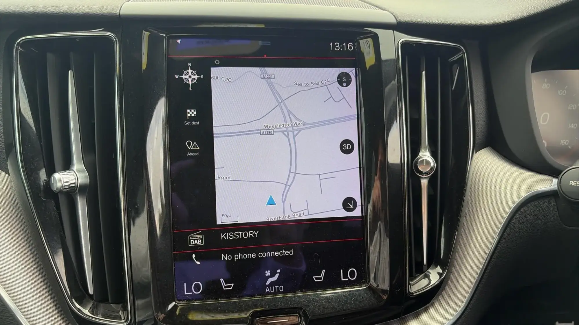 Volvo XC60 Image 17