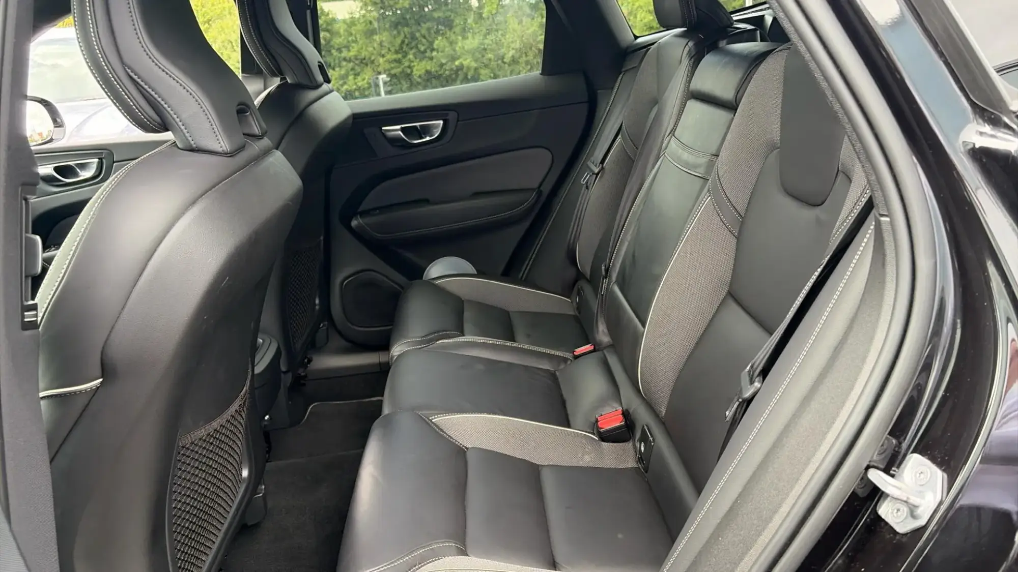 Volvo XC60 Image 32