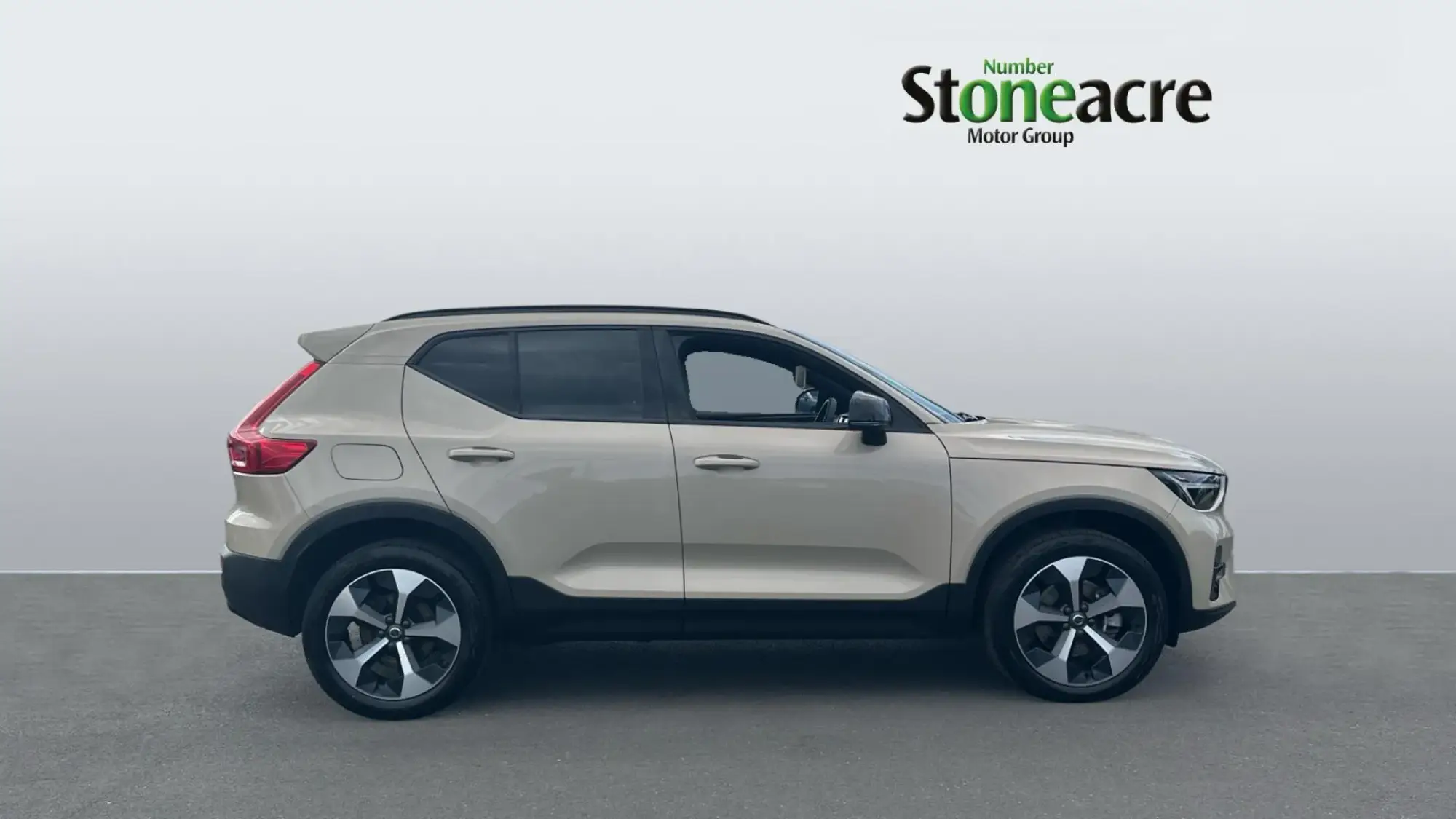 Volvo XC40 Image 3