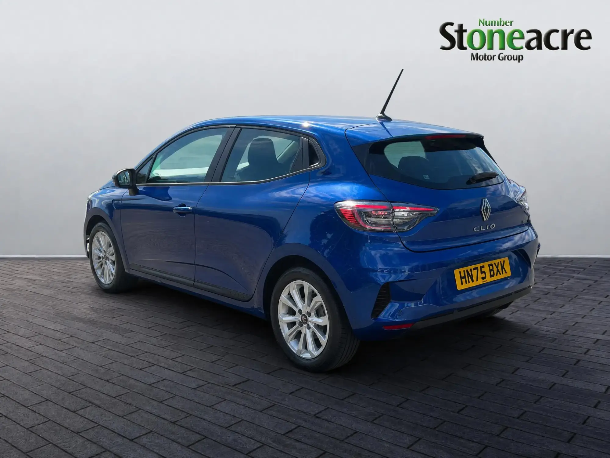 Renault Clio E-Tech Image 4