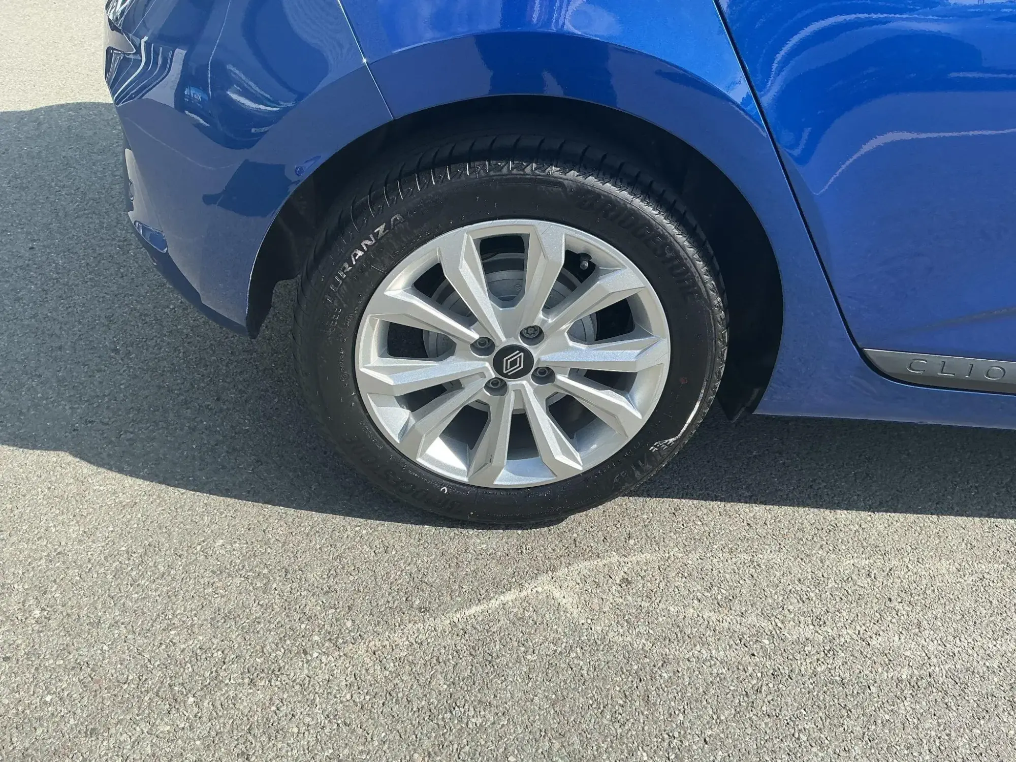 Renault Clio E-Tech Image 22