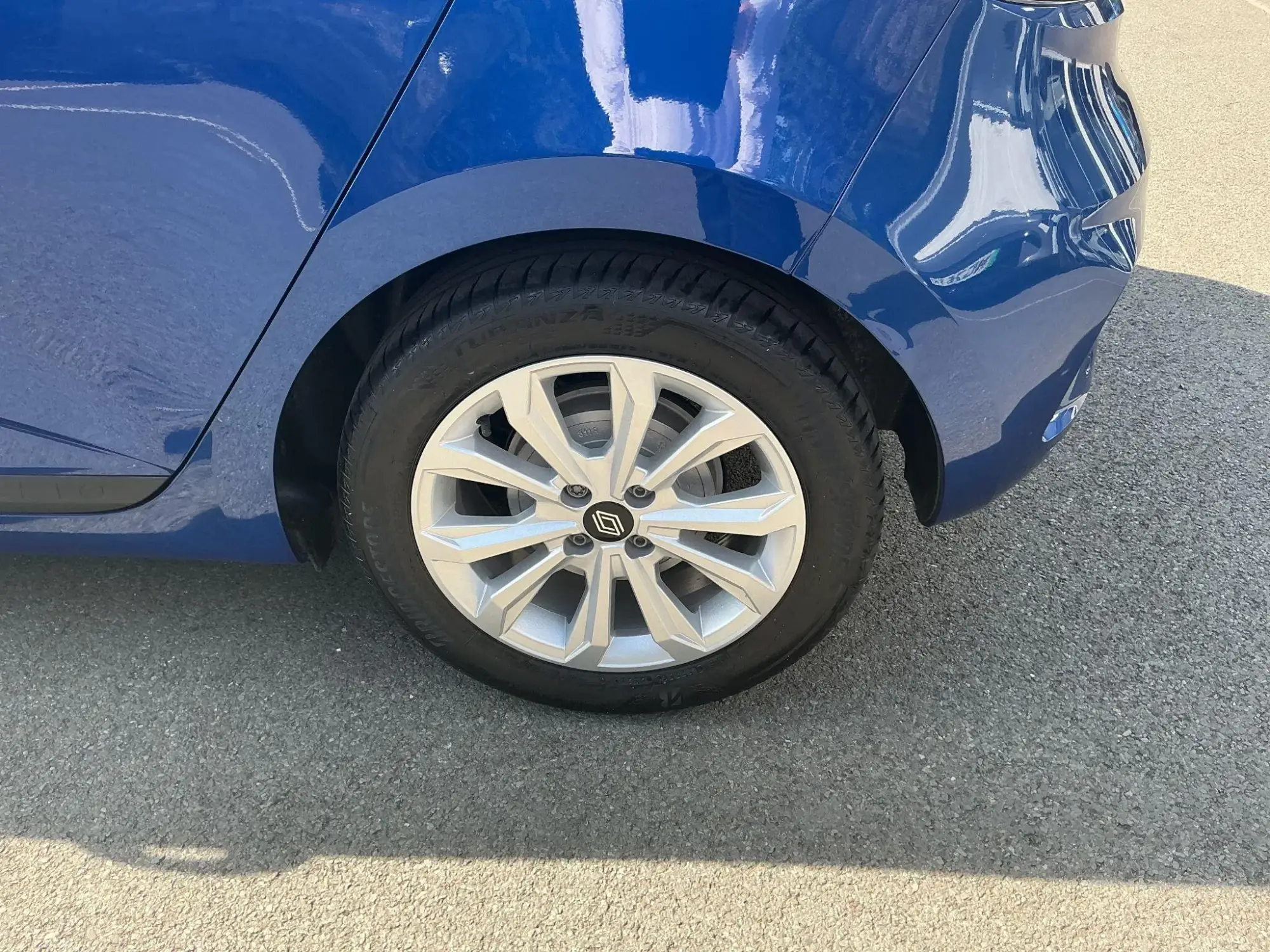 Renault Clio E-Tech Image 23