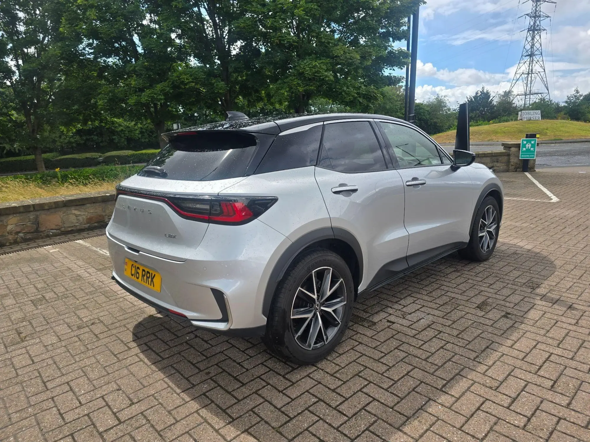 Lexus LBX 1.5 VVT-iE Premium Plus Design E-CVT Euro 6 (s/s) 5dr C16RRK Image 3