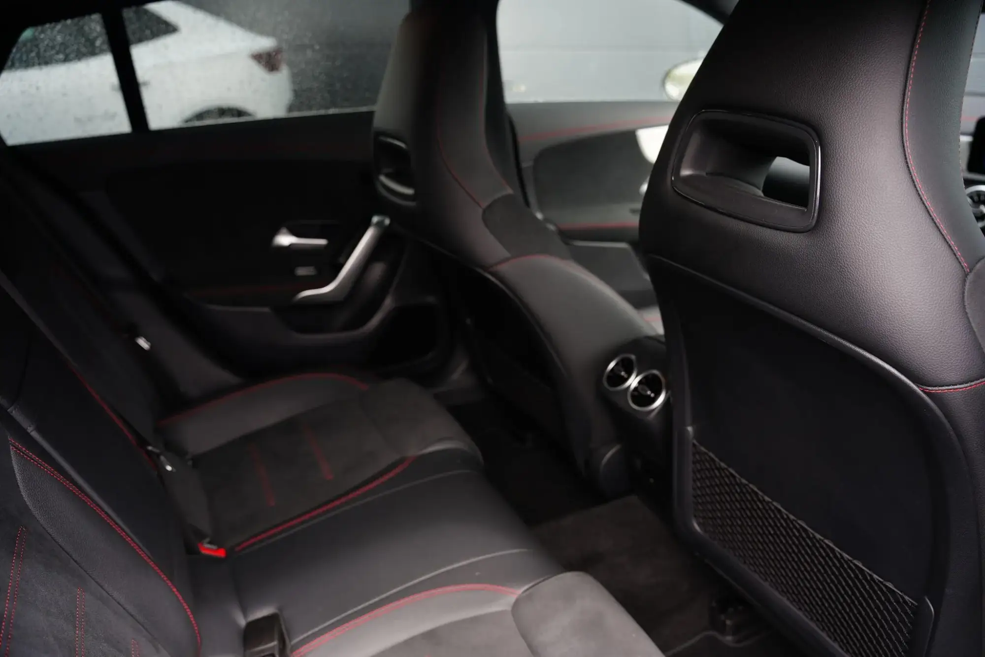 Mercedes-Benz CLA Image 12 Mercedes-Benz CLA Image 12