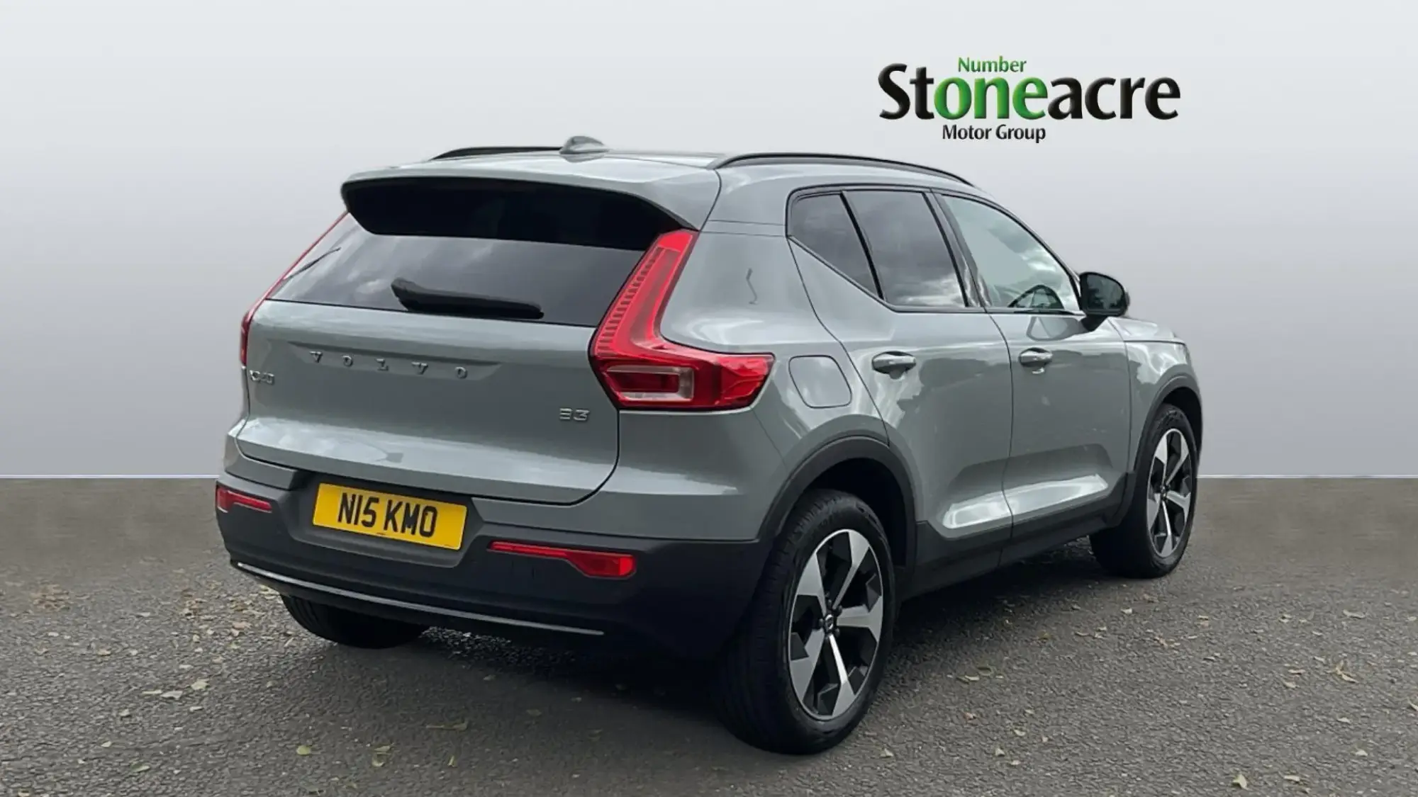 Volvo XC40 Image 2