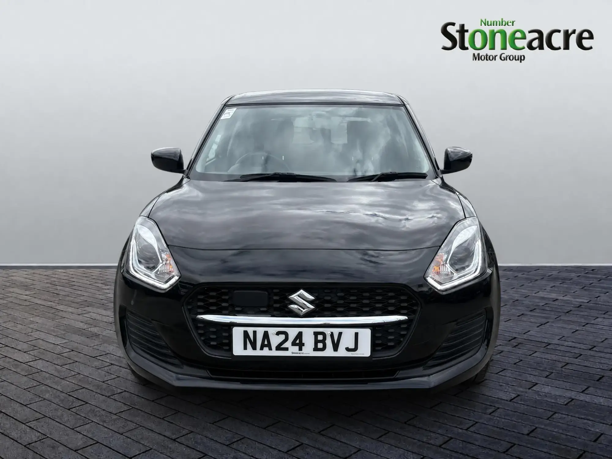 Suzuki Swift 1.2 Dualjet 83 12V Hybrid SZ-L 5dr NA24BVJ Image 2