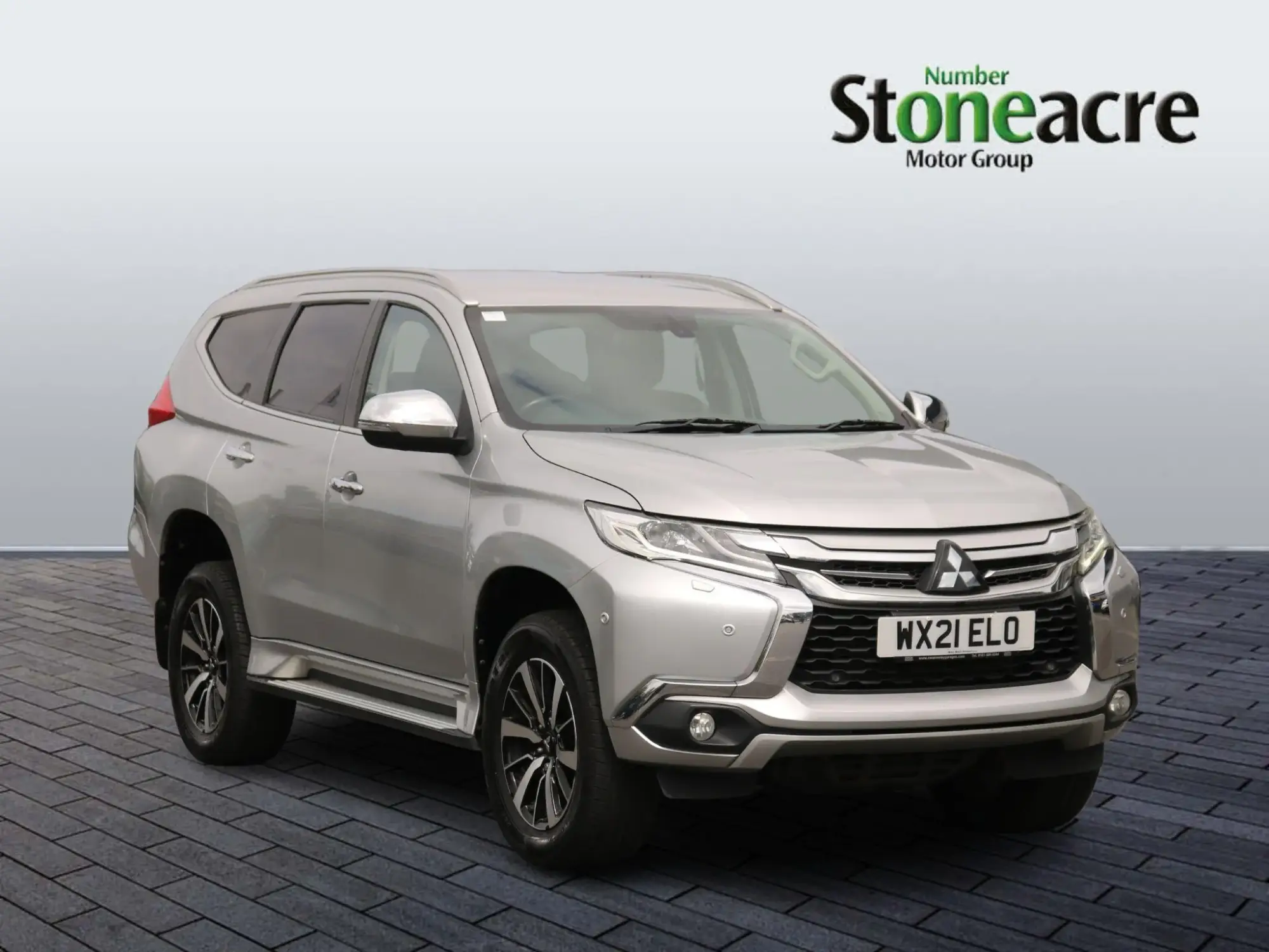 Mitsubishi Shogun Sport 2.4D 4 SUV 5dr Diesel Auto 4WD Euro 6 (181 ps) WX21ELO Image 1