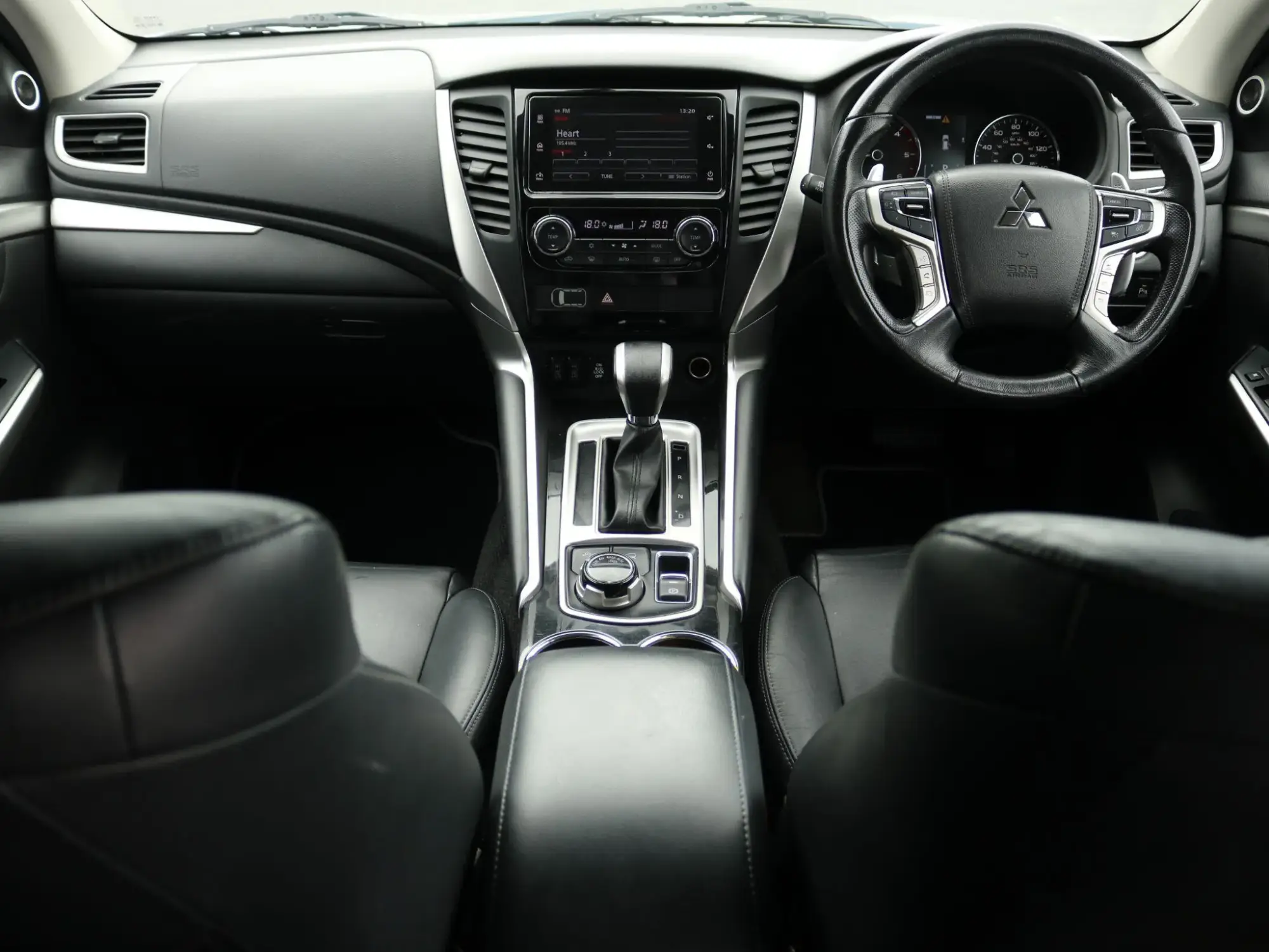 Mitsubishi Shogun Sport Image 9 Mitsubishi Shogun Sport Image 9