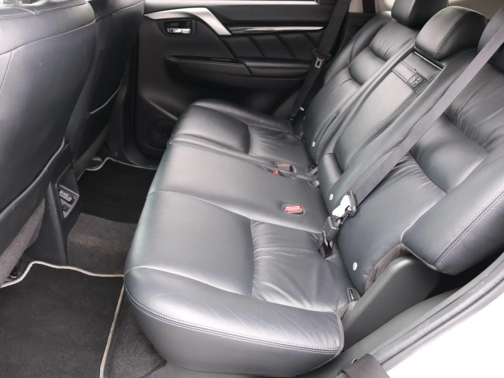 Mitsubishi Shogun Sport Image 14 Mitsubishi Shogun Sport Image 14