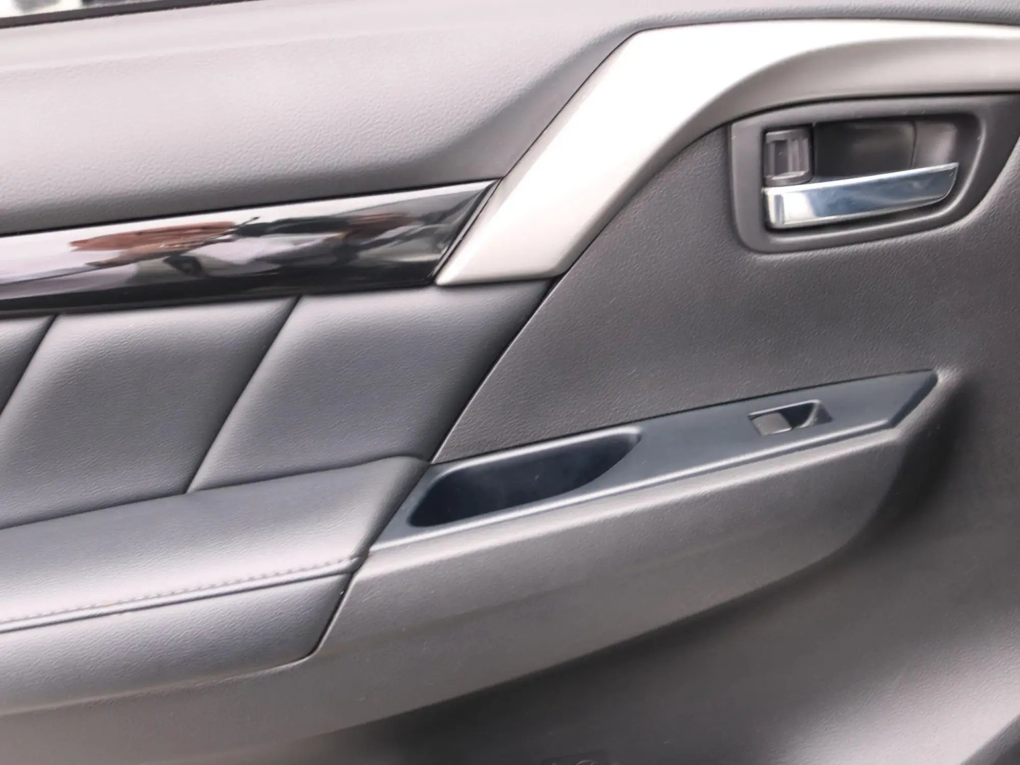 Mitsubishi Shogun Sport Image 16 Mitsubishi Shogun Sport Image 16