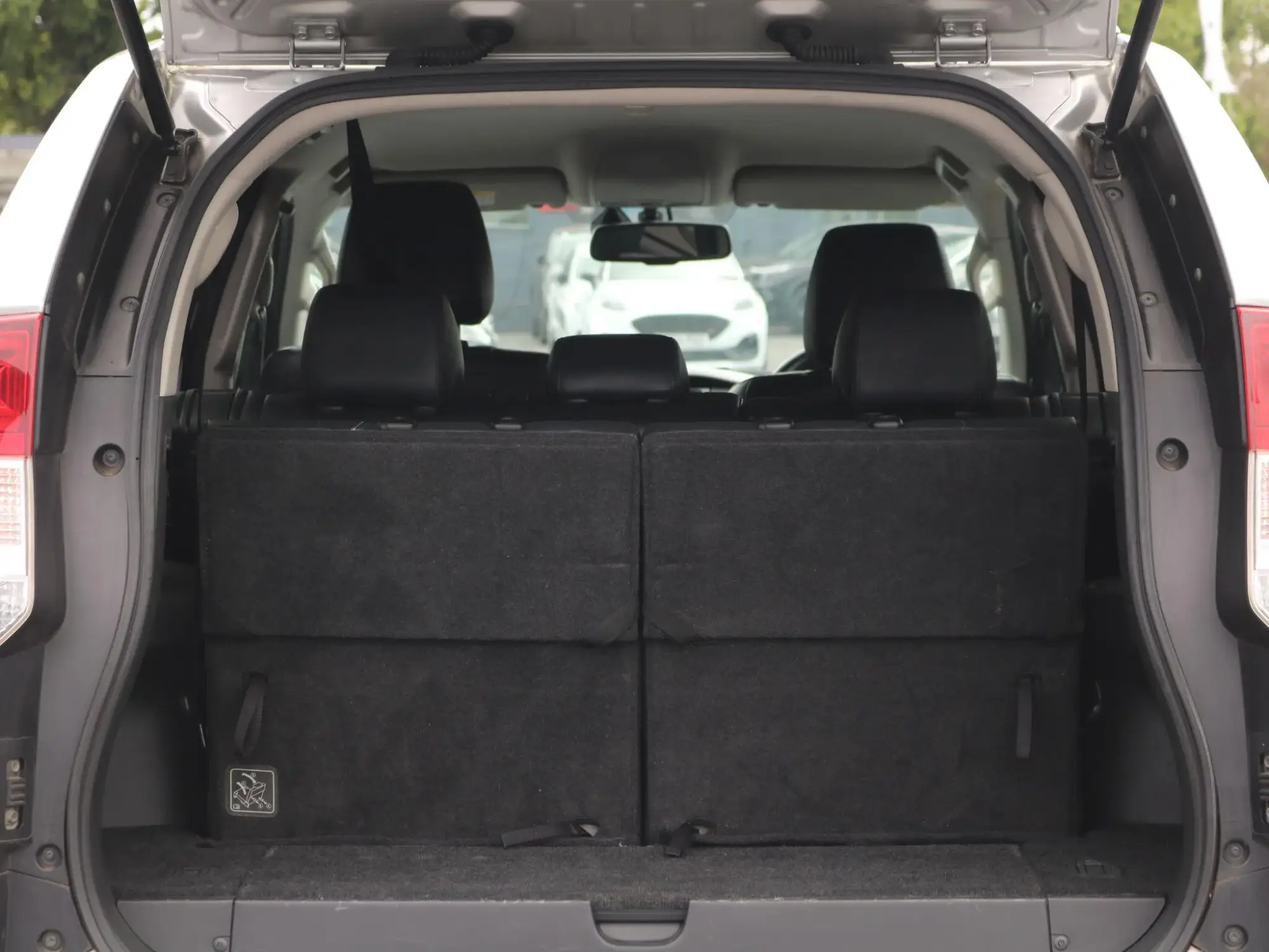 Mitsubishi Shogun Sport Image 28 Mitsubishi Shogun Sport Image 28