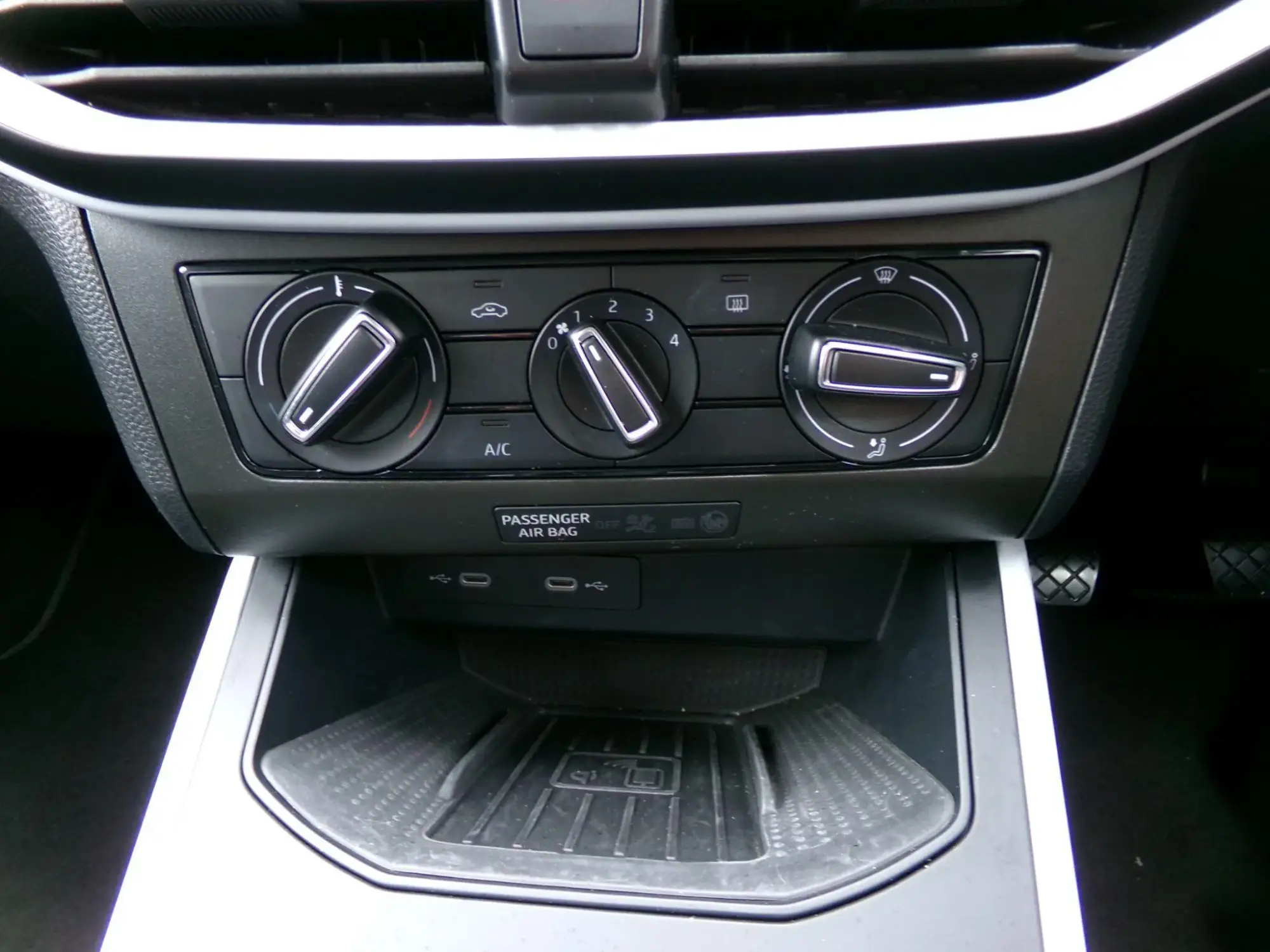 SEAT Arona Image 16