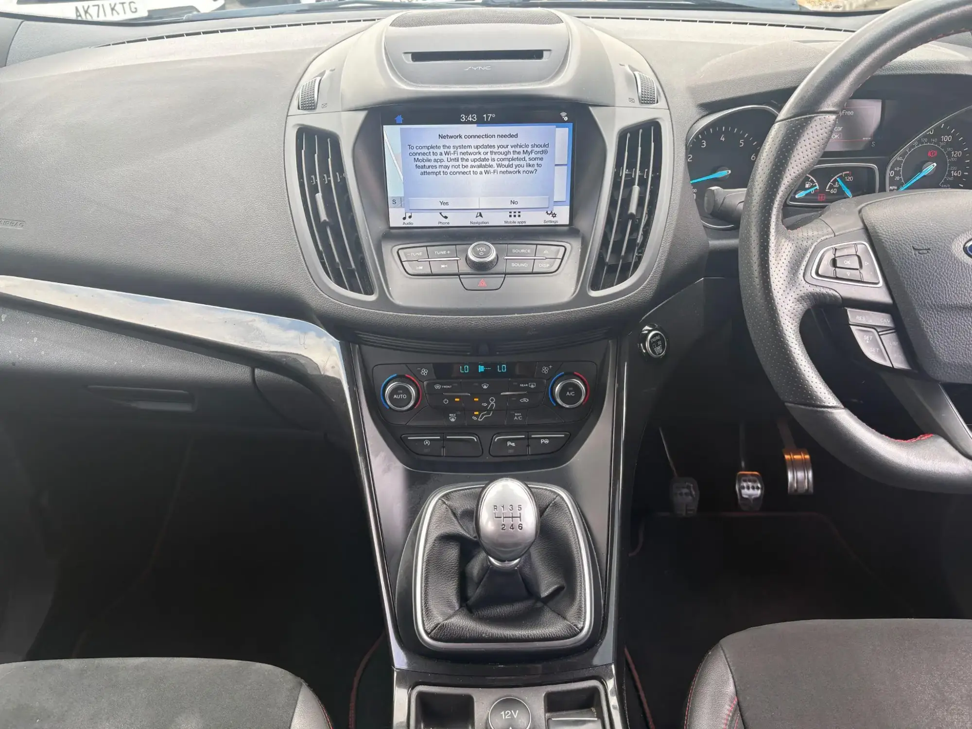 Ford Kuga Image 20