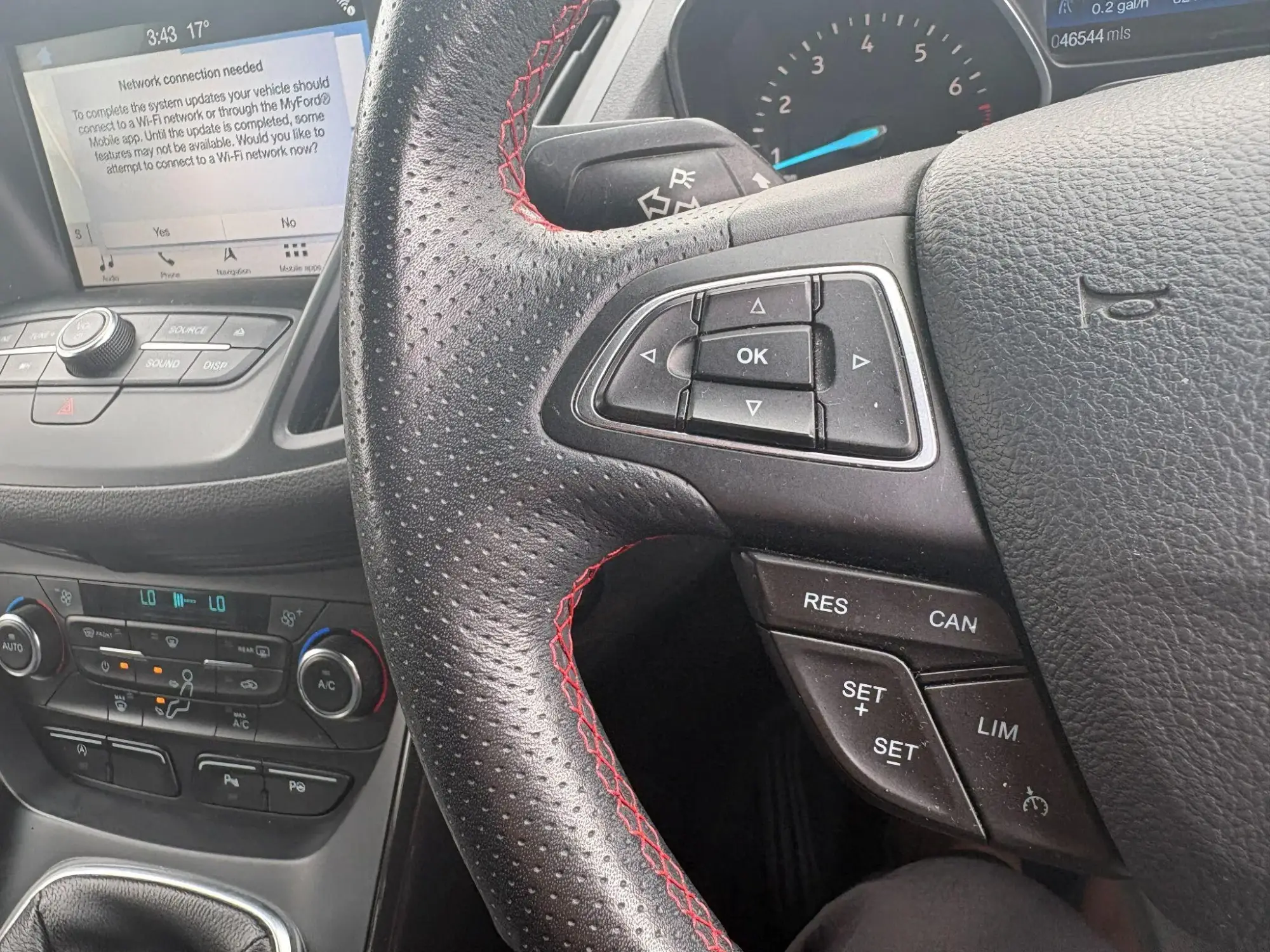 Ford Kuga Image 25