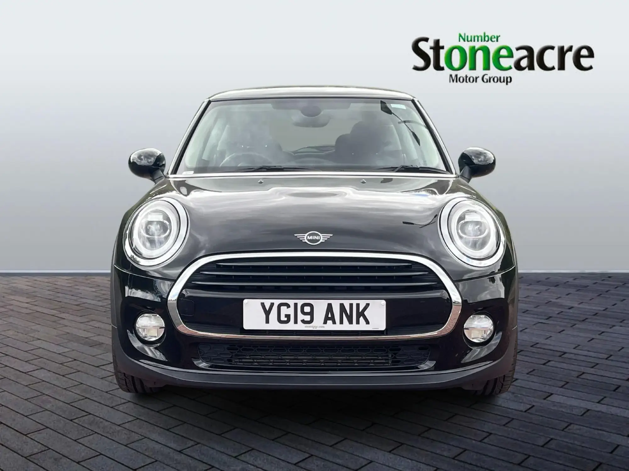 MINI Hatch Image 2