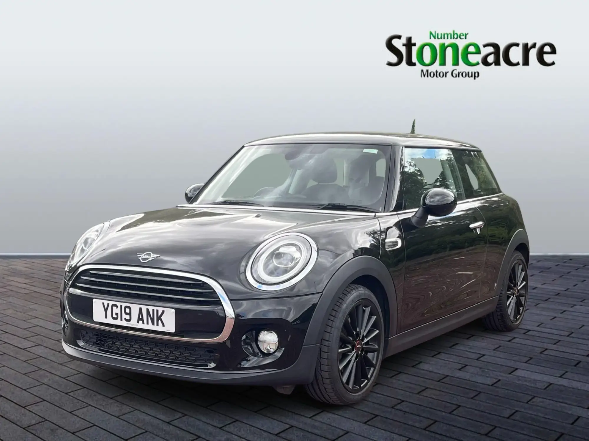 MINI Hatch Image 3