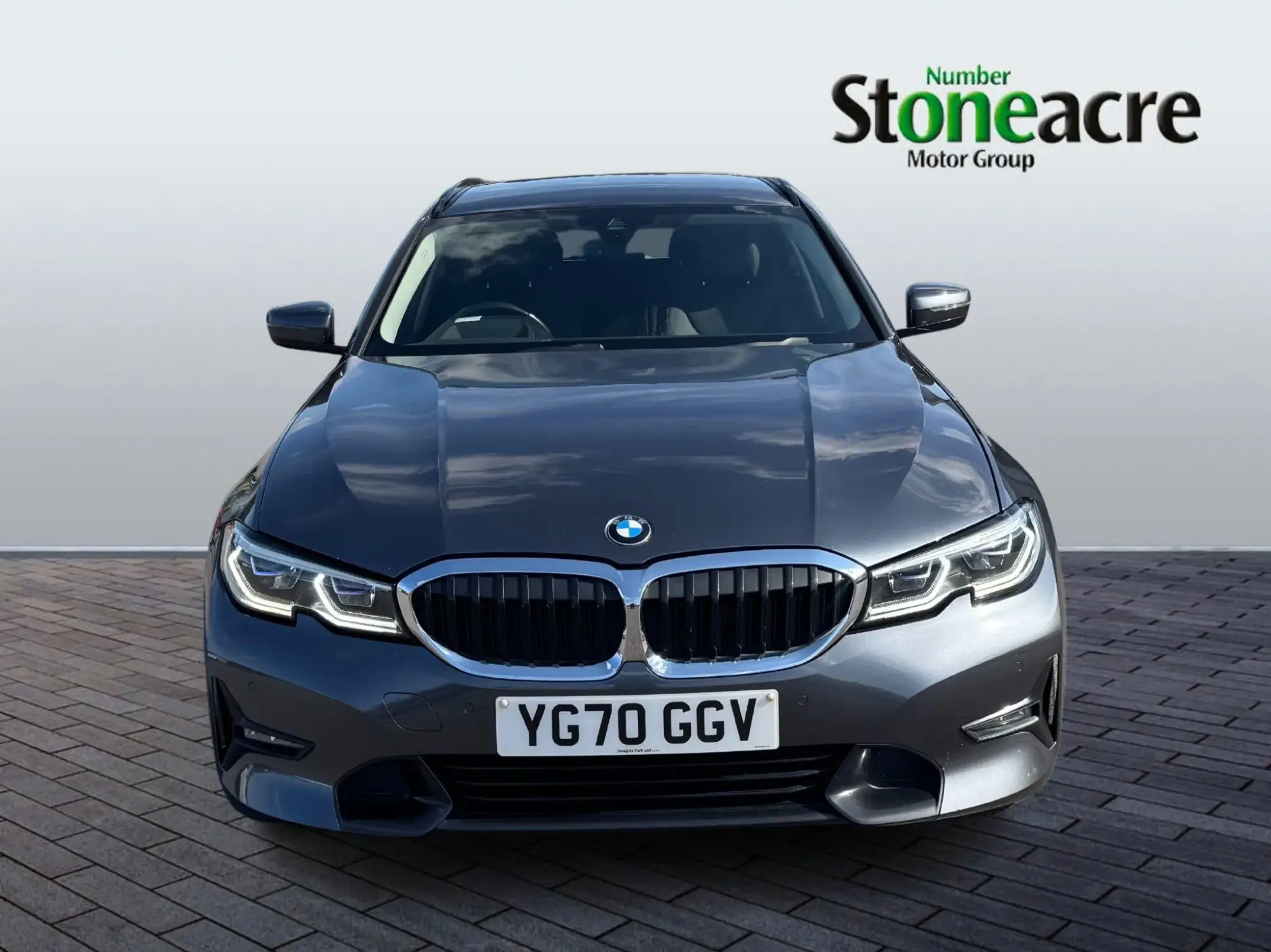 BMW 3 Series 2.0 330e 12kWh Sport Pro Touring Auto Euro 6 (s/s) 5dr YG70GGV Image 2