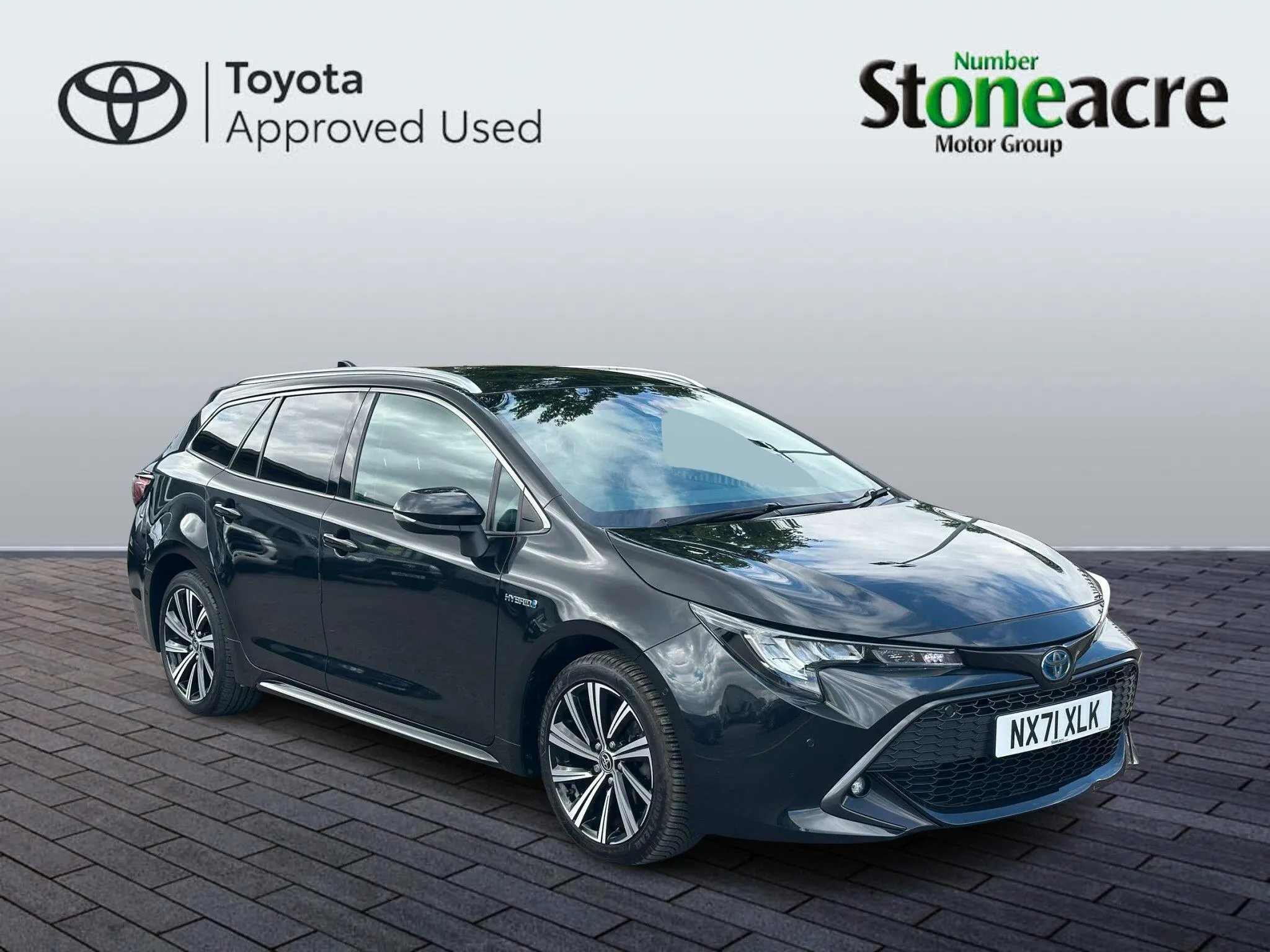 Toyota Corolla Hatchback listing photo
