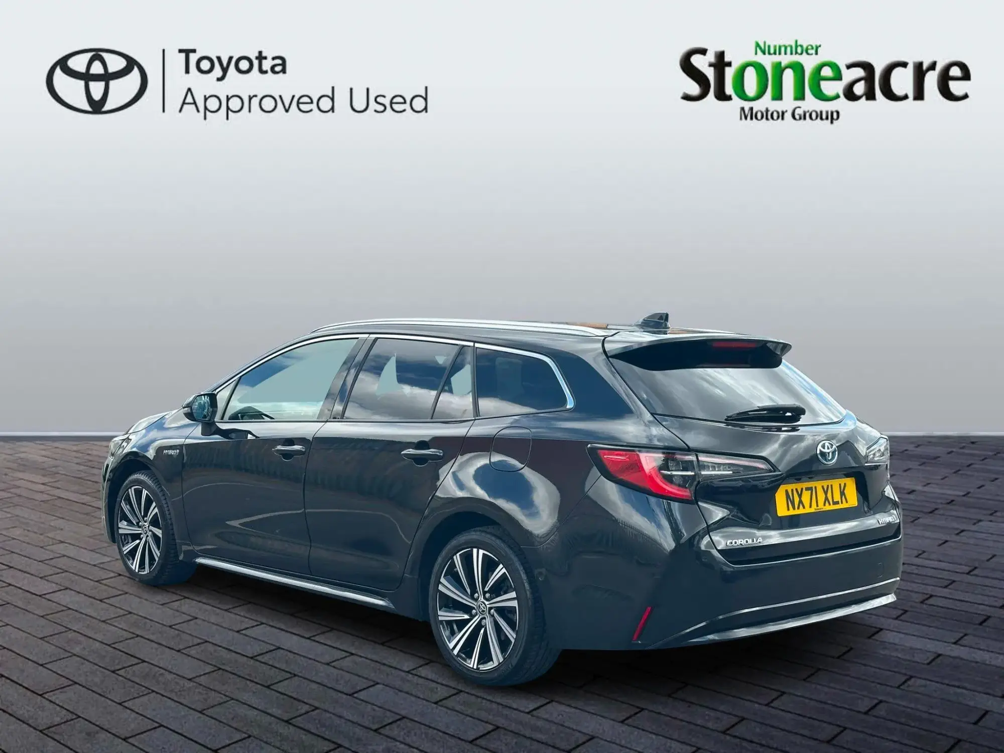 Toyota Corolla Hatchback Image 4 Toyota Corolla Hatchback Image 4