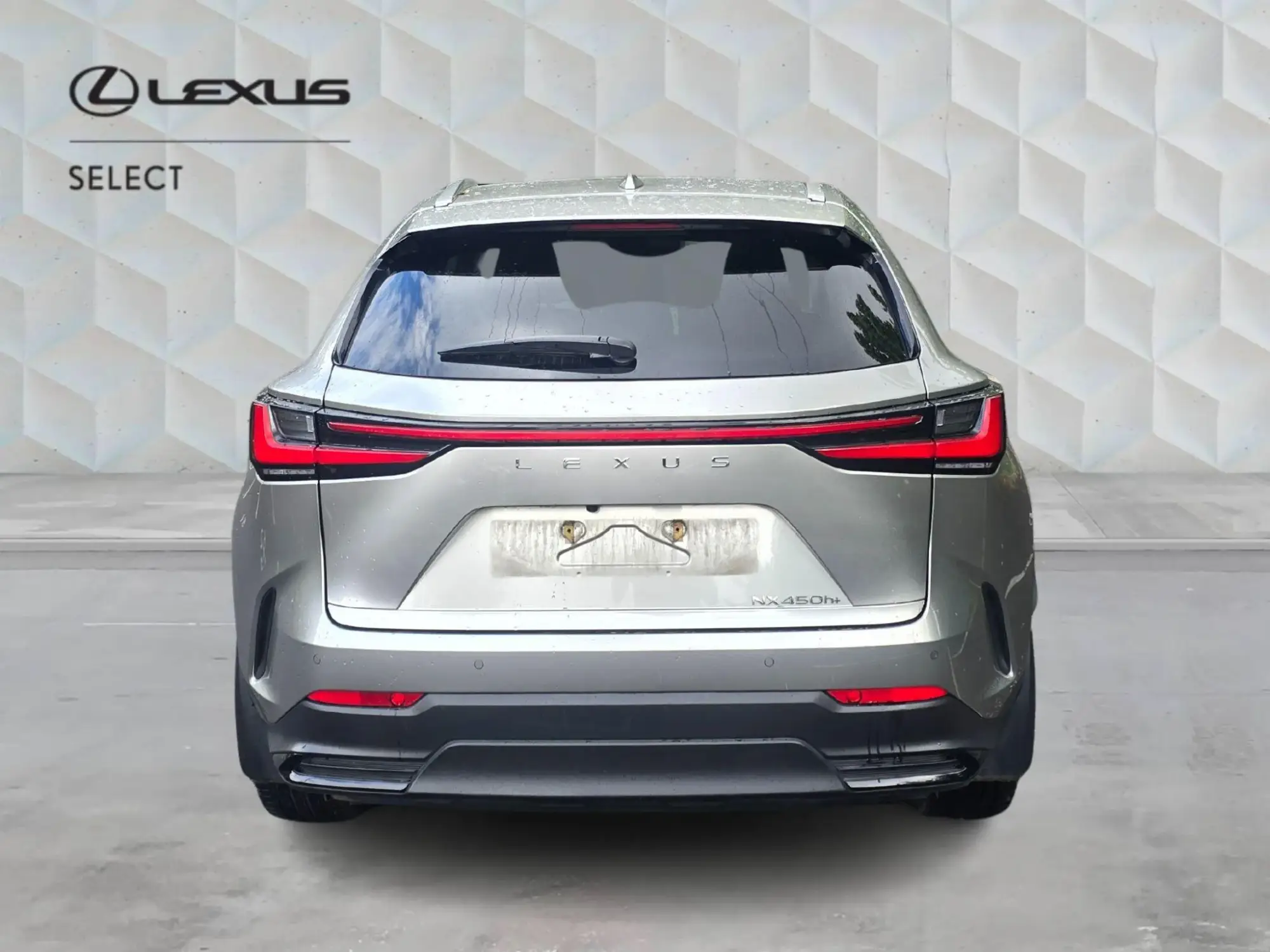 Lexus NX Self-Charging Hybrid Image 4 Lexus NX Self-Charging Hybrid Image 4