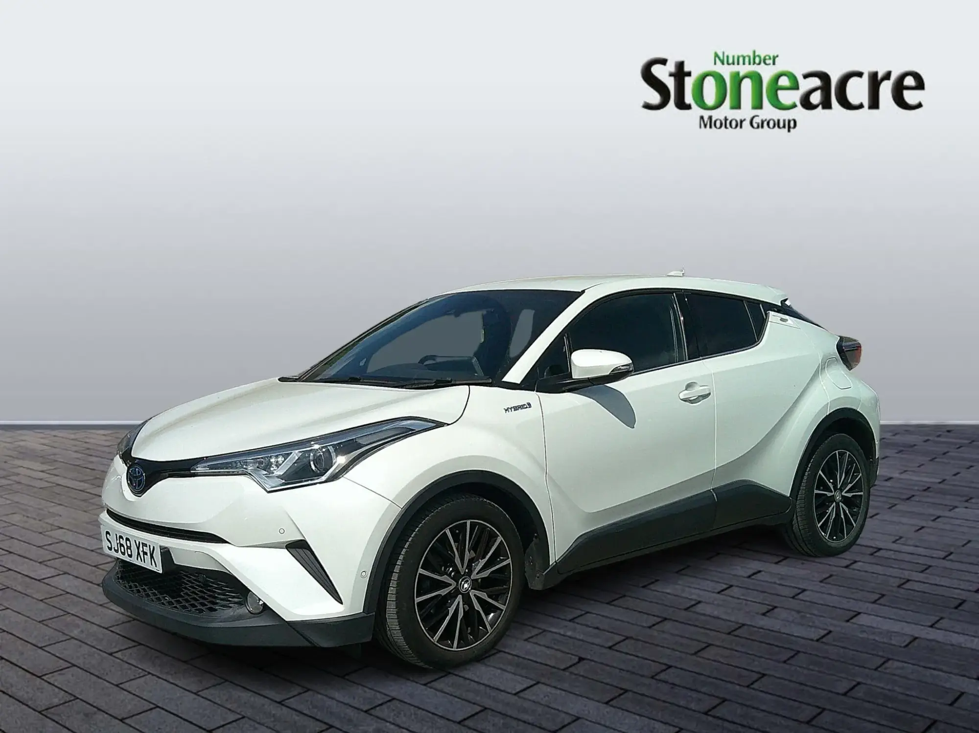 Toyota C-HR Self-Charging Hybrid 1.8 VVT-h Excel CVT Euro 6 (s/s) 5dr SJ68XFK Image 3