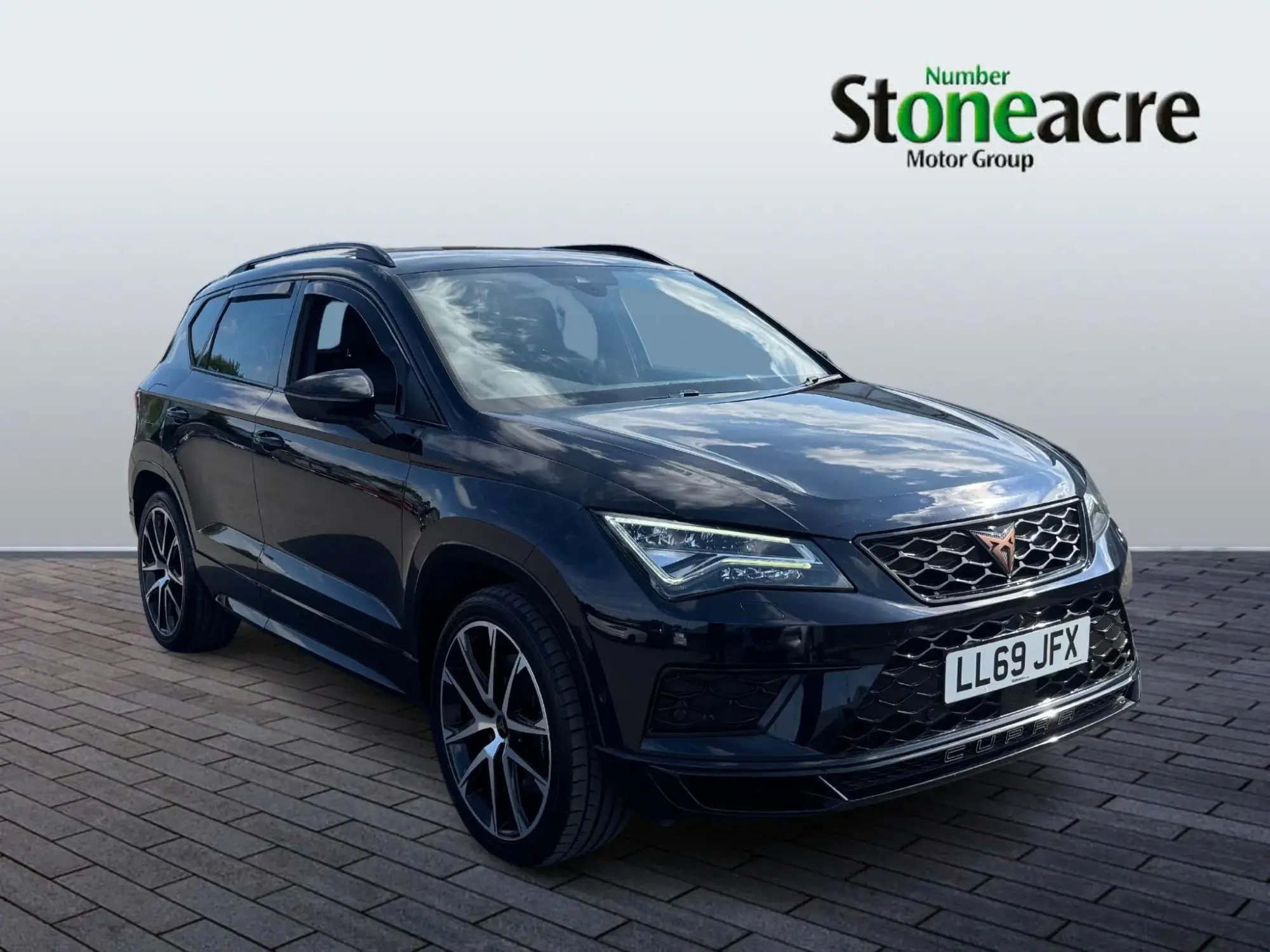 CUPRA Ateca 2.0 TSI SUV 5dr Petrol DSG 4Drive Euro 6 (s/s) (300 ps) LL69JFX Image 1