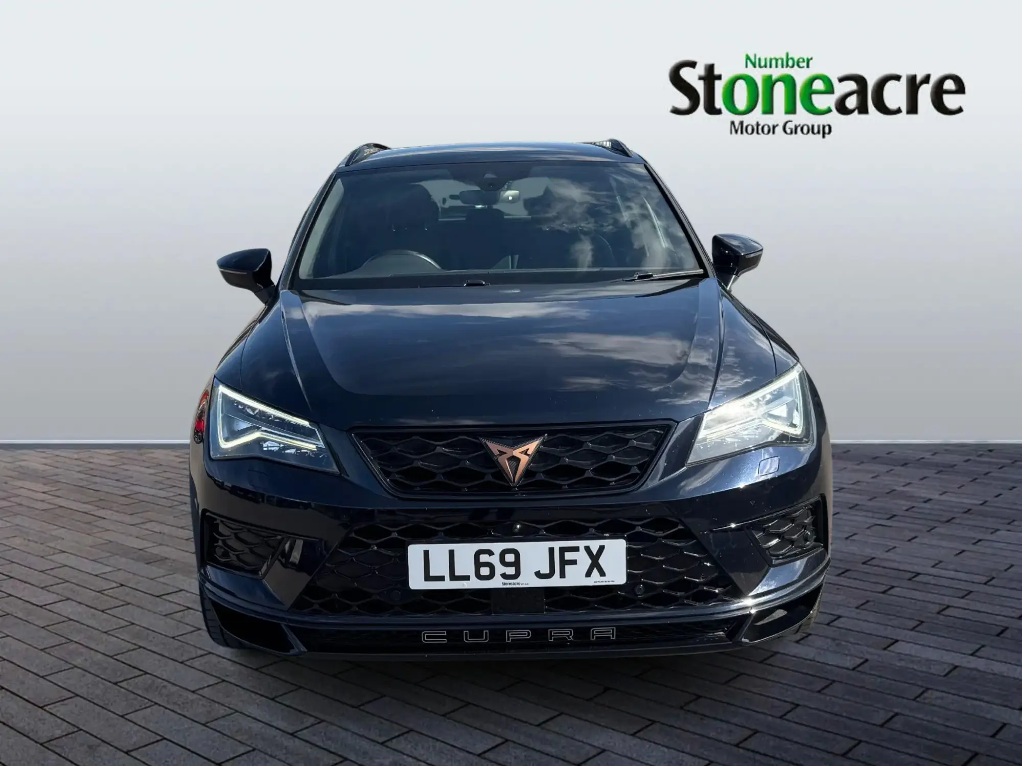 CUPRA Ateca 2.0 TSI SUV 5dr Petrol DSG 4Drive Euro 6 (s/s) (300 ps) LL69JFX Image 2
