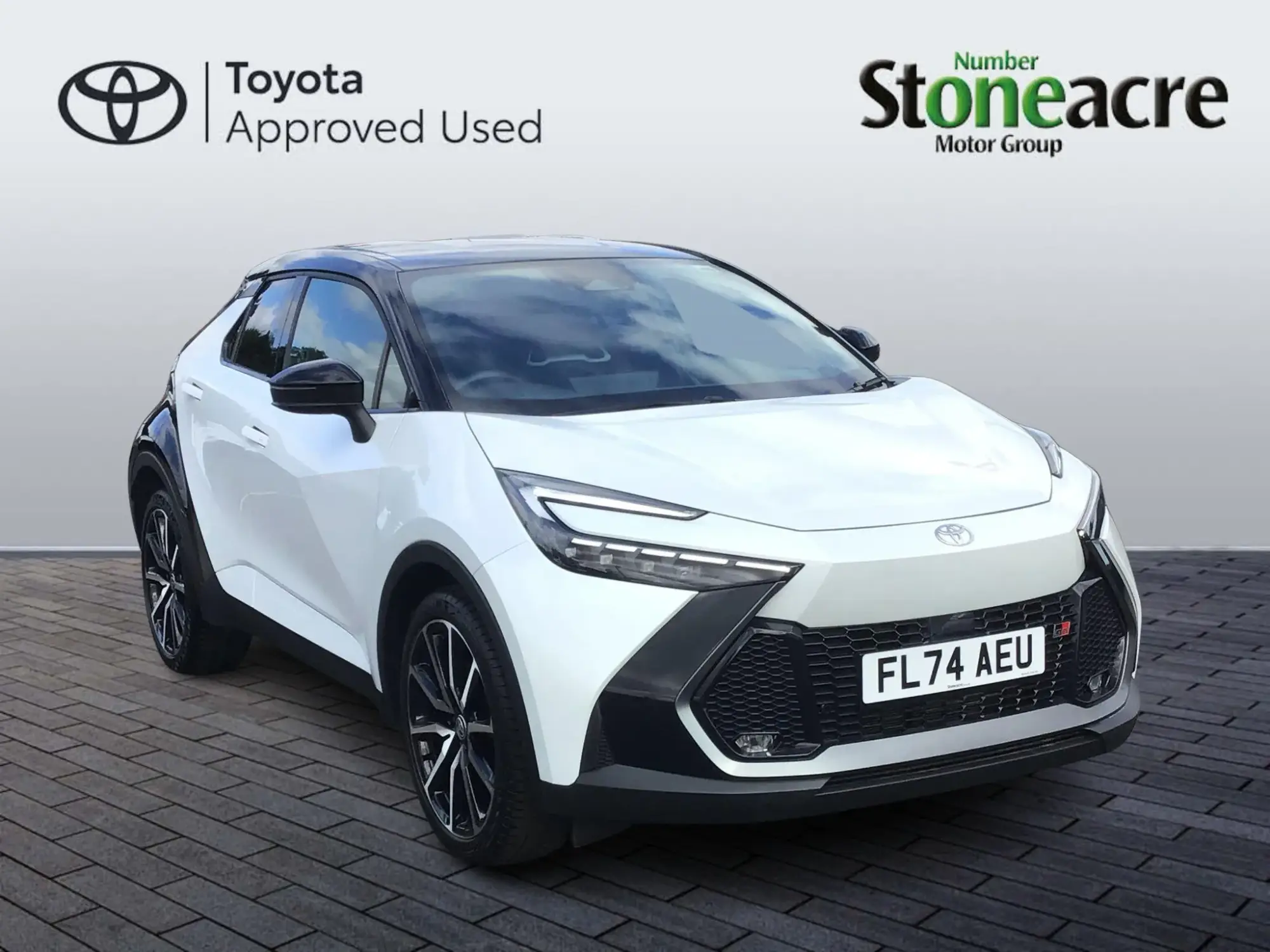 Toyota C-HR Plug-in Hybrid 2.0 VVT-h 13.6 kWh GR SPORT CVT Euro 6 (s/s) 5dr FL74AEU Image 1