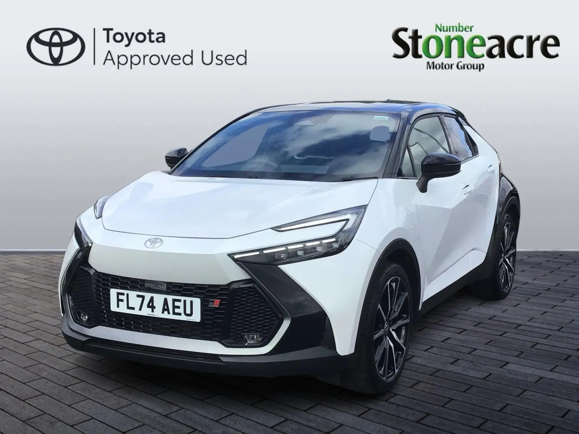 Toyota C-HR Plug-in Hybrid 2.0 VVT-h 13.6 kWh GR SPORT CVT Euro 6 (s/s) 5dr FL74AEU Image 3