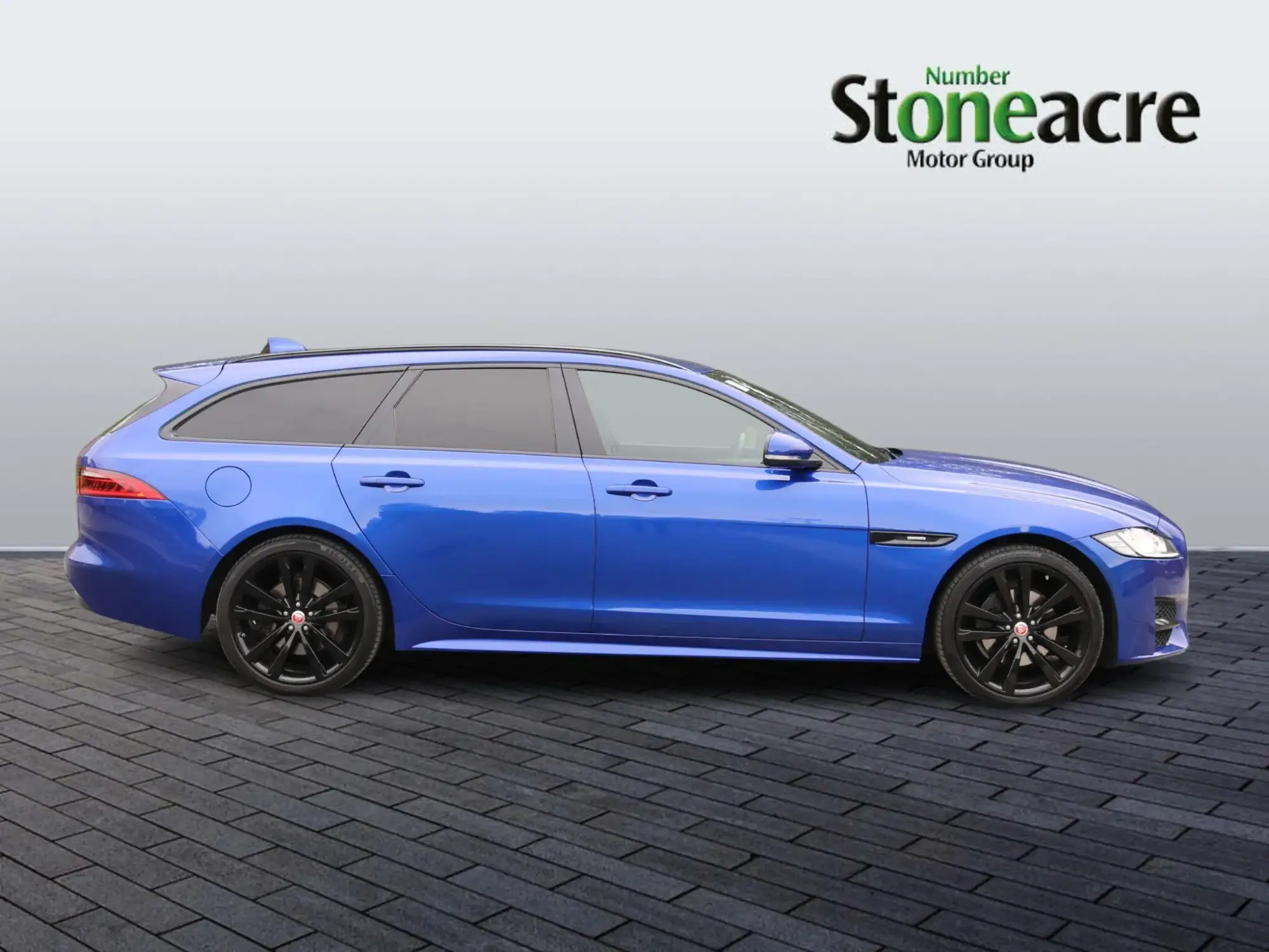 Jaguar XF 2.0d R-Sport Sportbrake 5dr Diesel Auto Euro 6 (s/s) (180 ps) GN69YHW Image 2