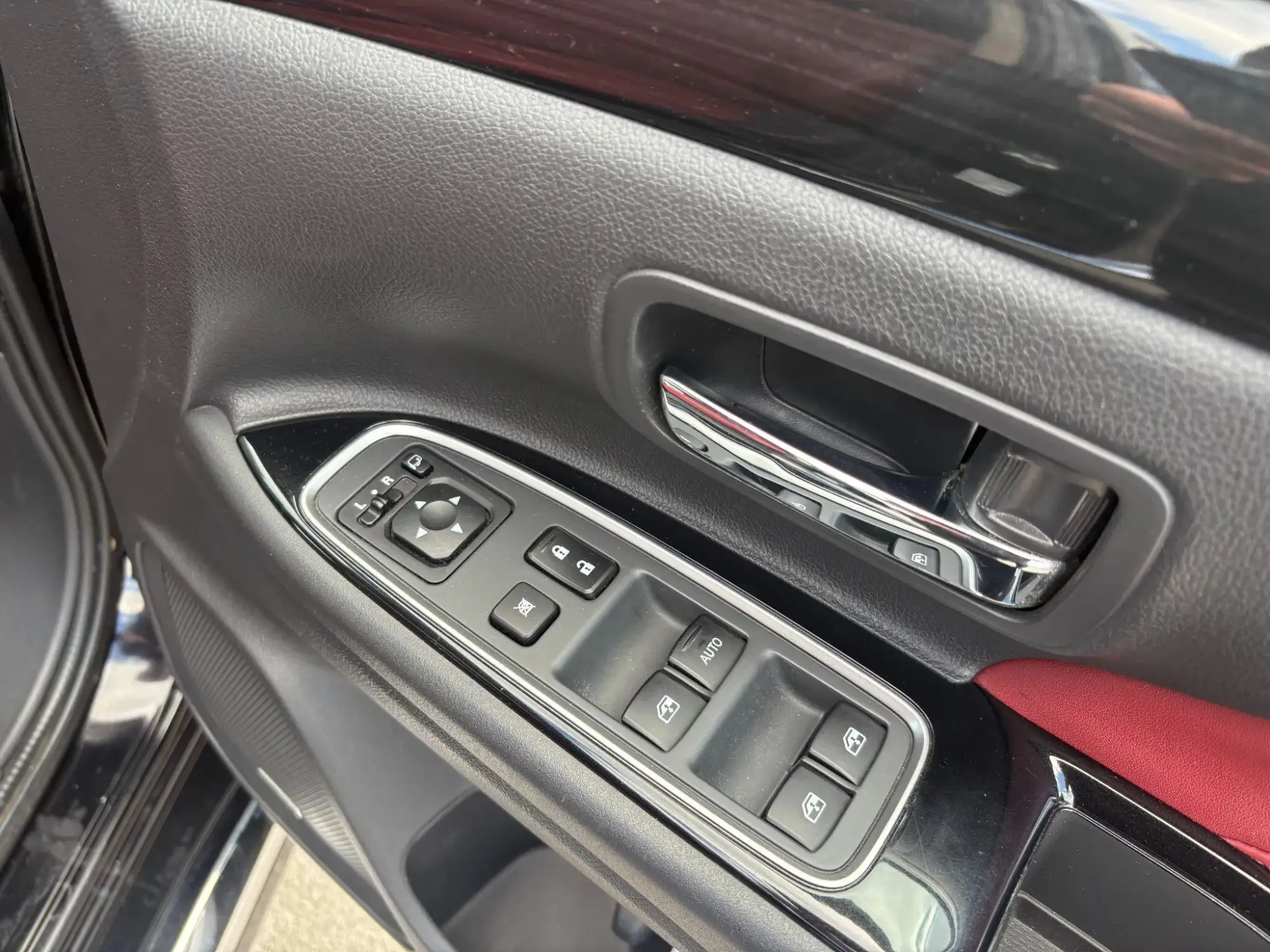 Mitsubishi Outlander Image 28 Mitsubishi Outlander Image 28