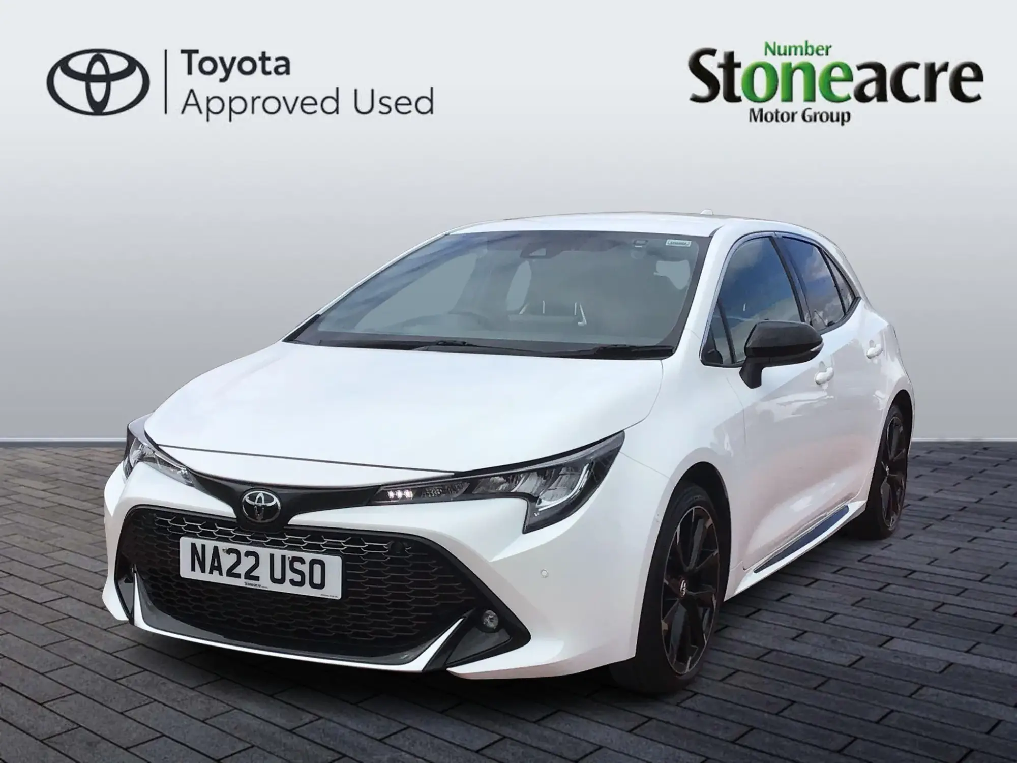 Toyota Corolla Hatchback Image 3