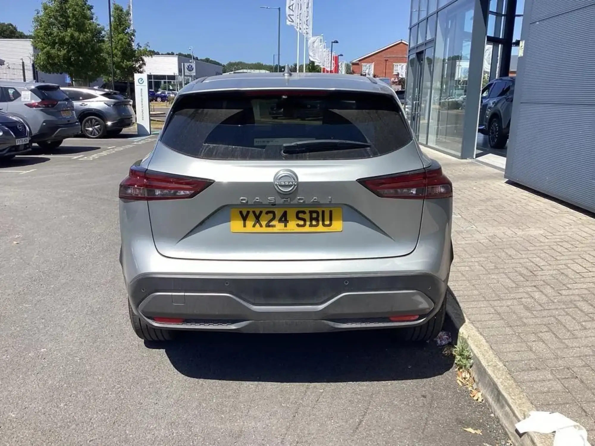 Nissan Qashqai 1.3 DIG-T MHEV N-Connecta Euro 6 (s/s) 5dr YX24SBU Image 3