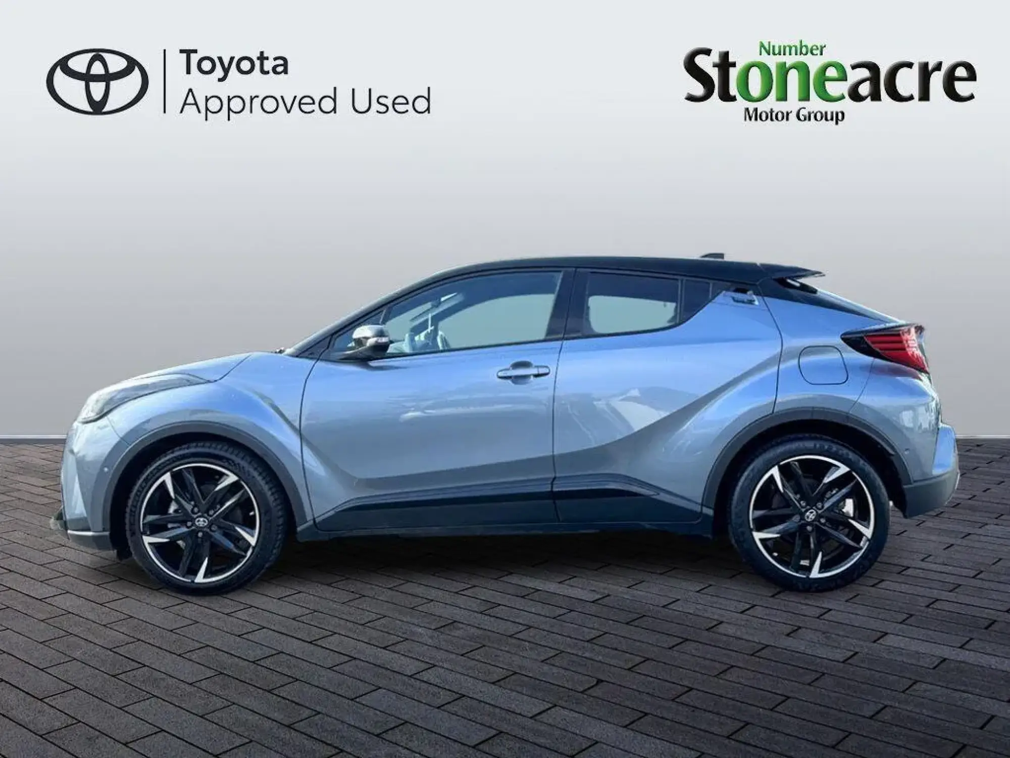 Toyota C-HR Self-Charging Hybrid Image 6