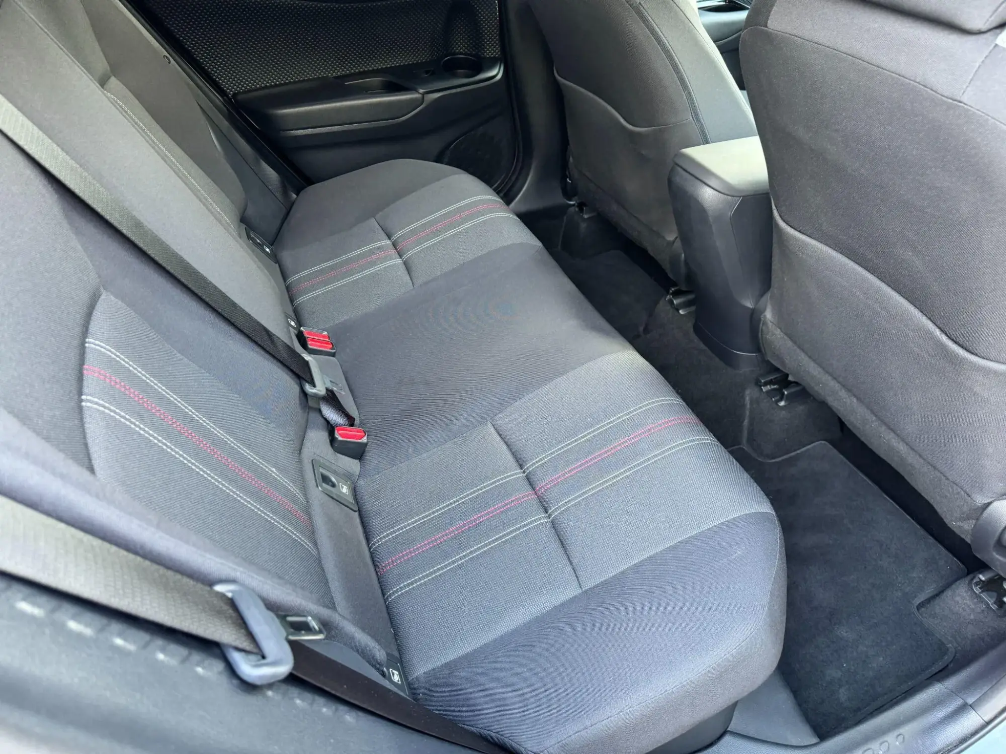 Toyota C-HR Self-Charging Hybrid Image 11