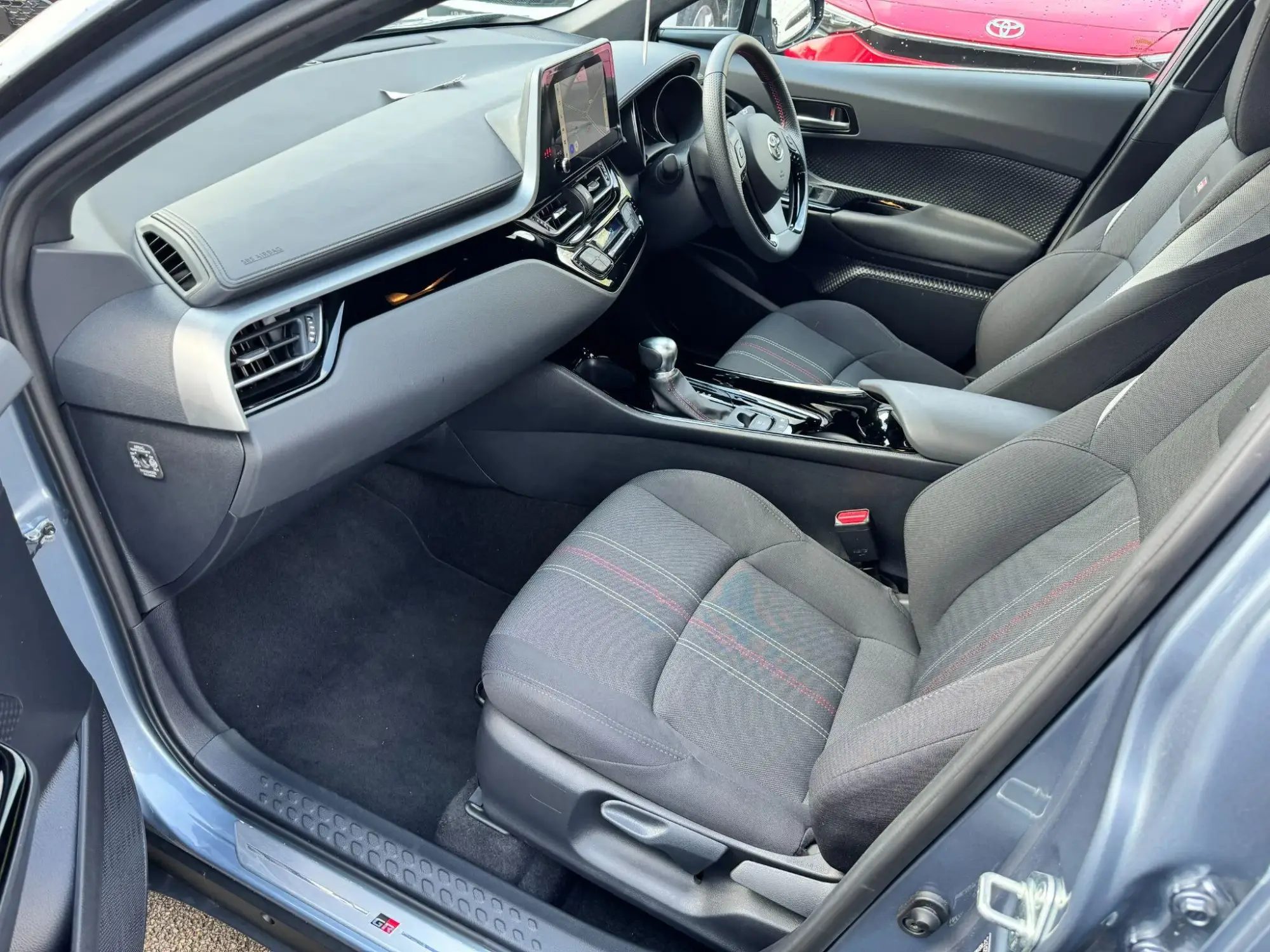 Toyota C-HR Self-Charging Hybrid Image 13