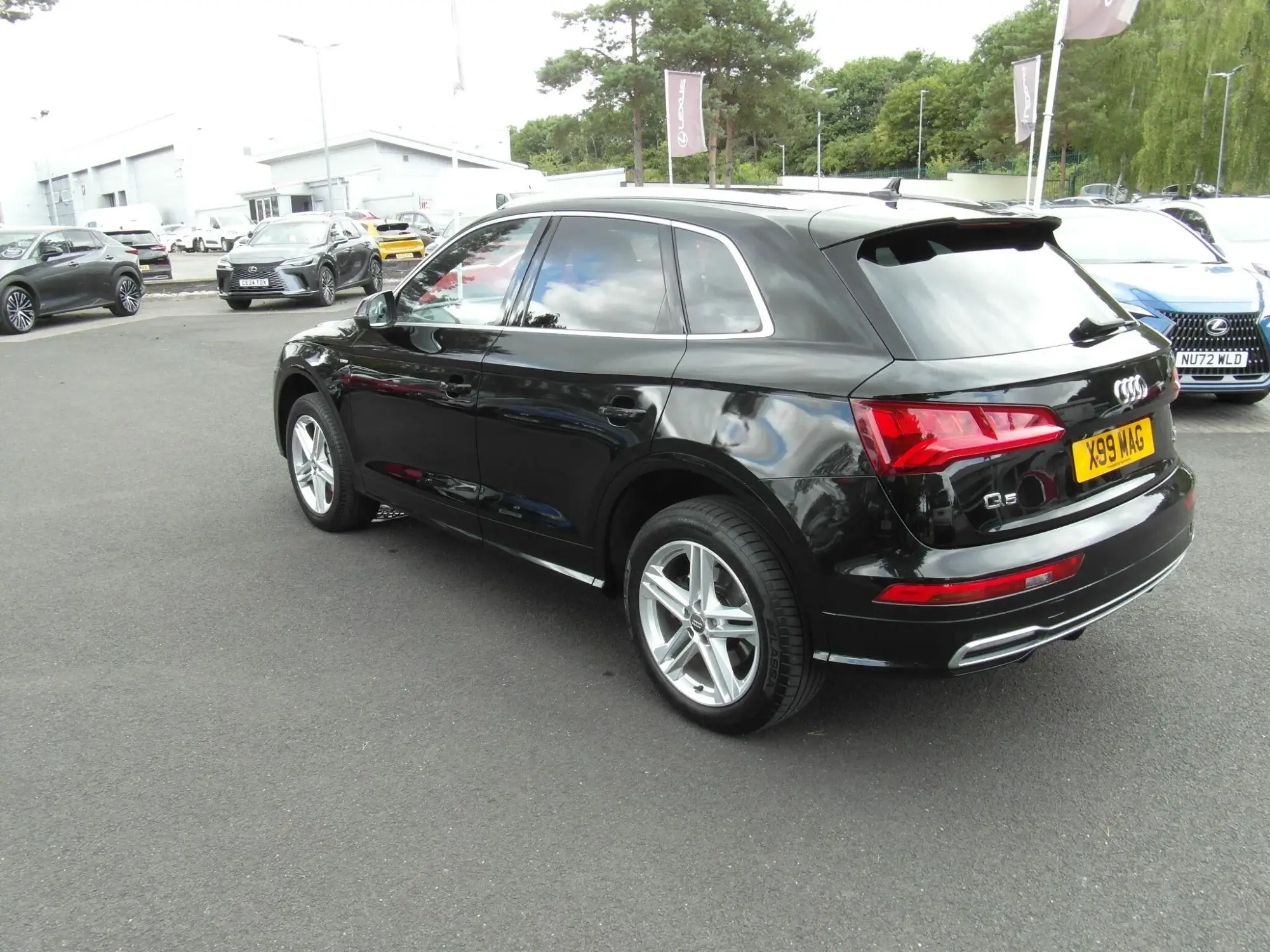 Audi Q5 2.0 TDI Quattro S Line 5dr S Tronic X99MAG Image 3