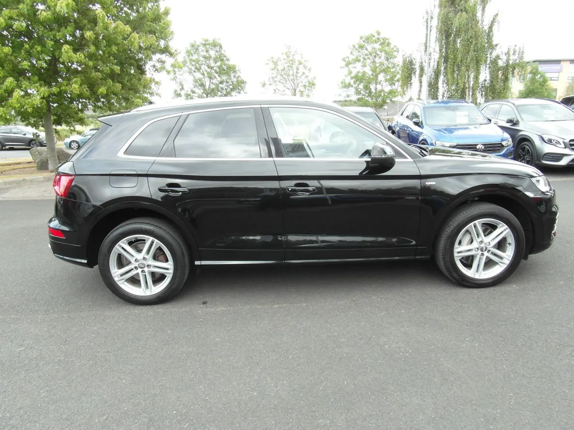 Audi Q5 Image 6