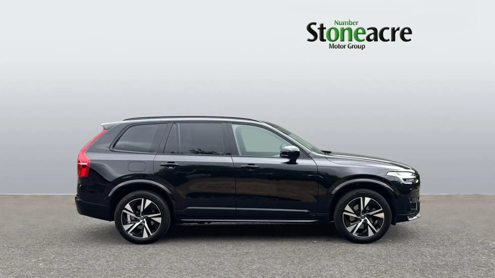 Volvo XC90 Plus (Dark) B5 AWD mild hybrid NU23KYA Image 3