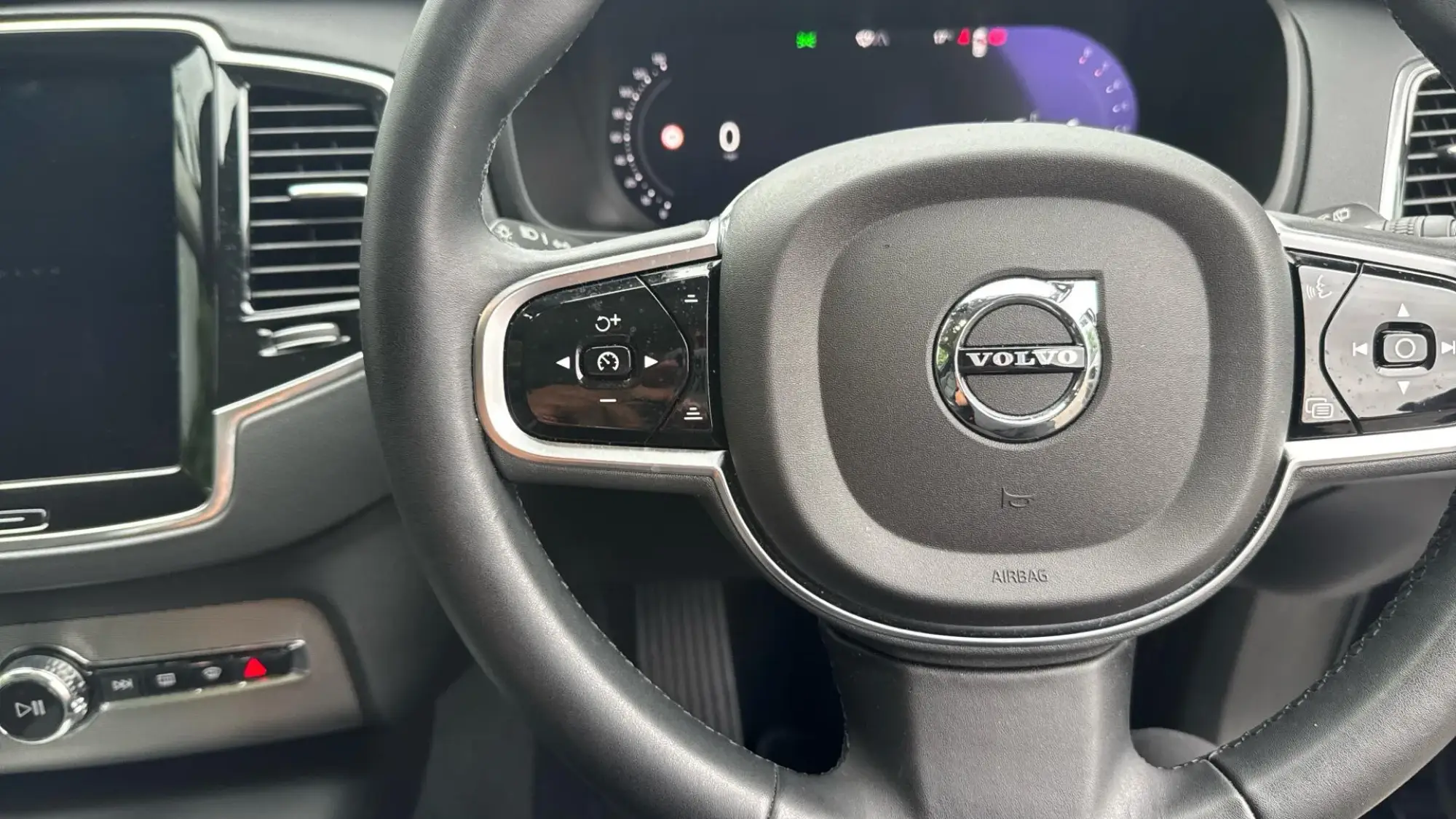 Volvo XC90 Image 20 Volvo XC90 Image 20